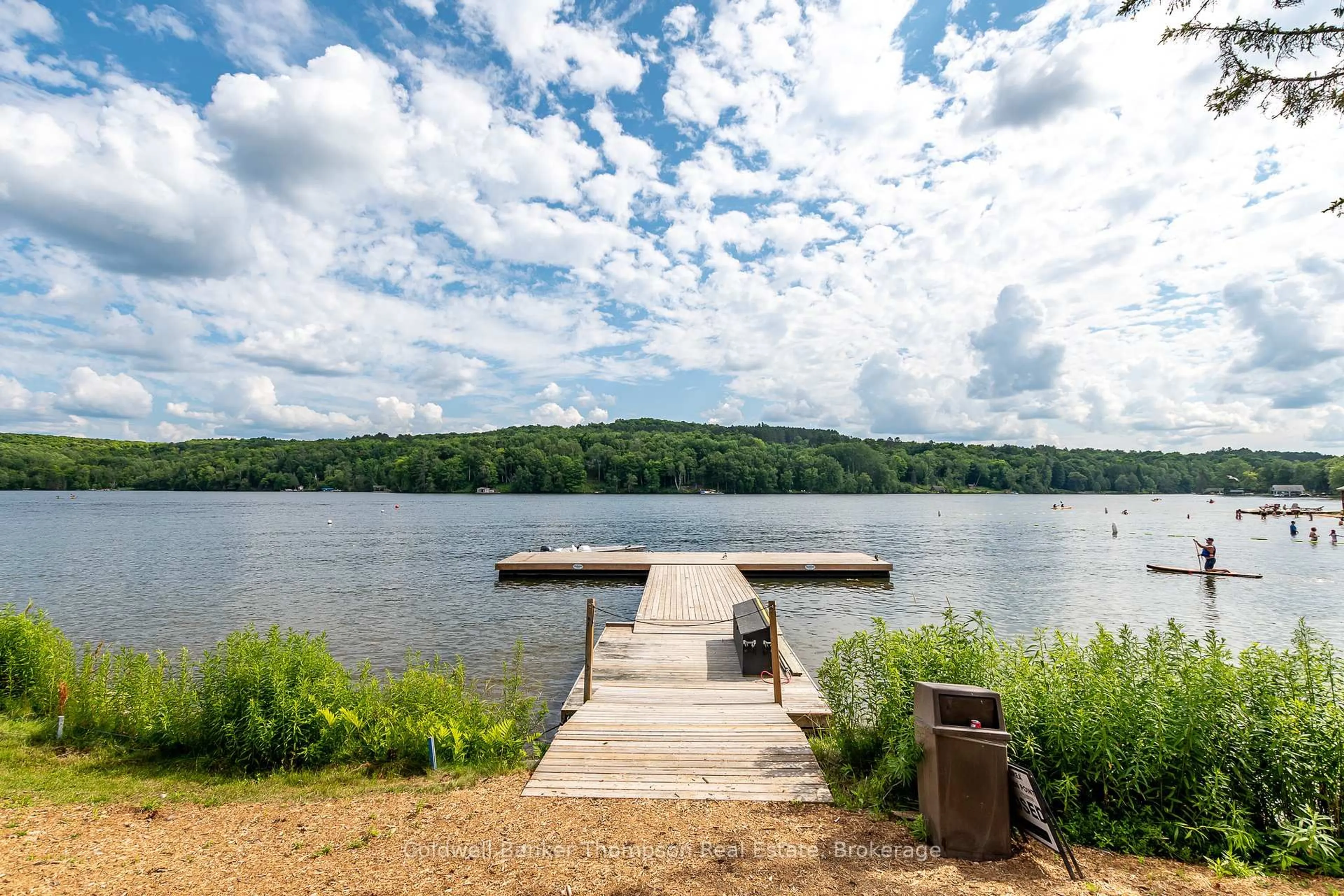 Patio, water/lake/river/ocean view for 1235 Deerhurst Bayshore Dr #423, Huntsville Ontario P1H 1A9