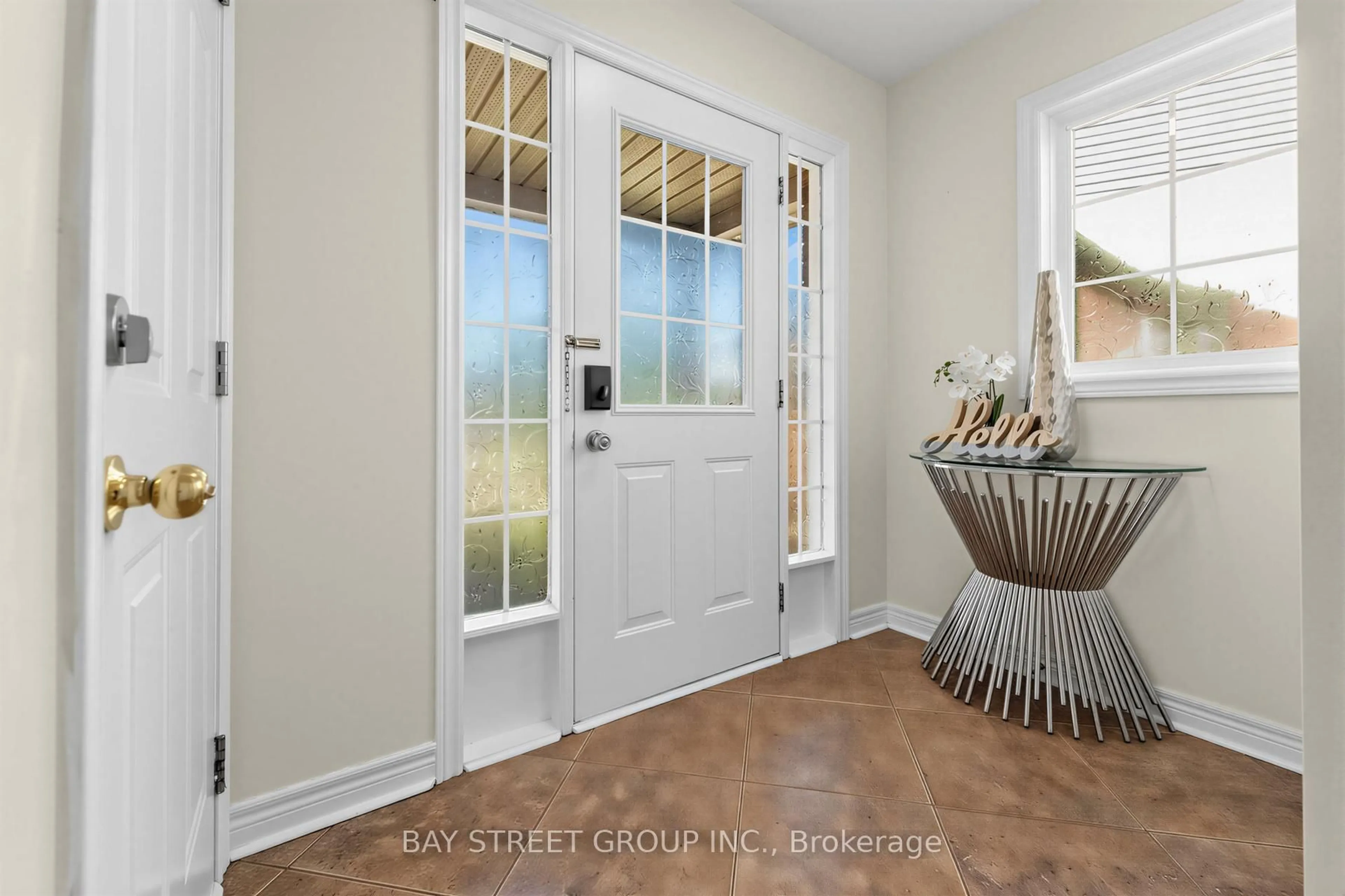 Indoor entryway for 63 Dubrick Cres, Kitchener Ontario N2E 4A7