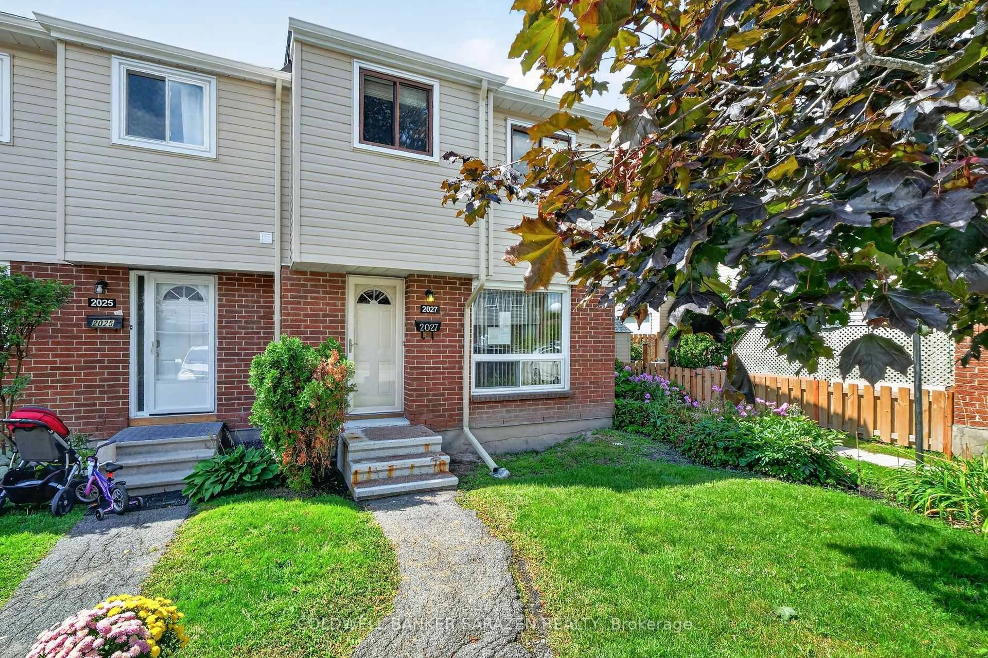 Unknown for 2027 Kelden Cres, Ottawa Ontario K1B 4Y1
