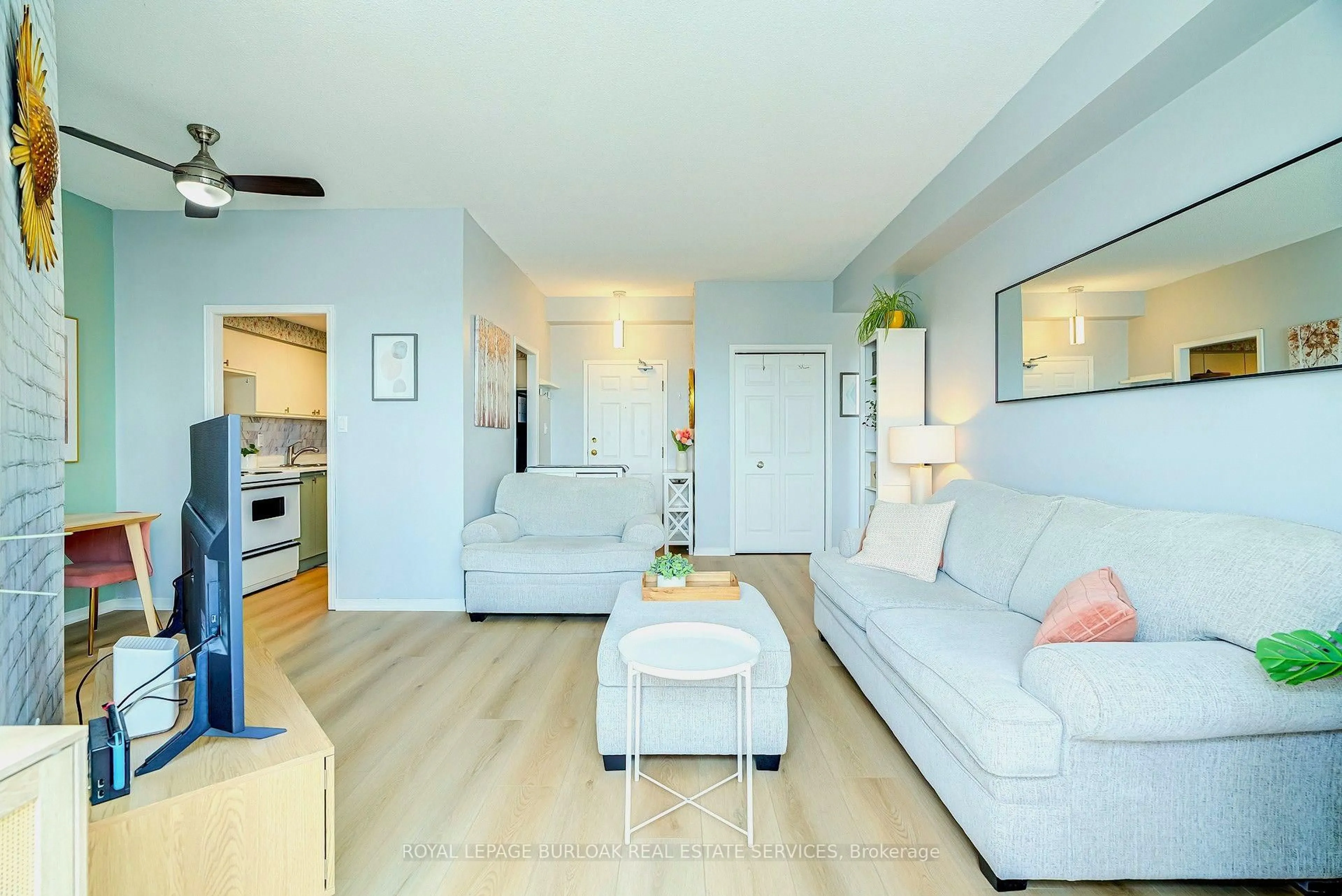 Living room with furniture, unknown for 200 Limeridge Rd #804, Hamilton Ontario L9C 7M7