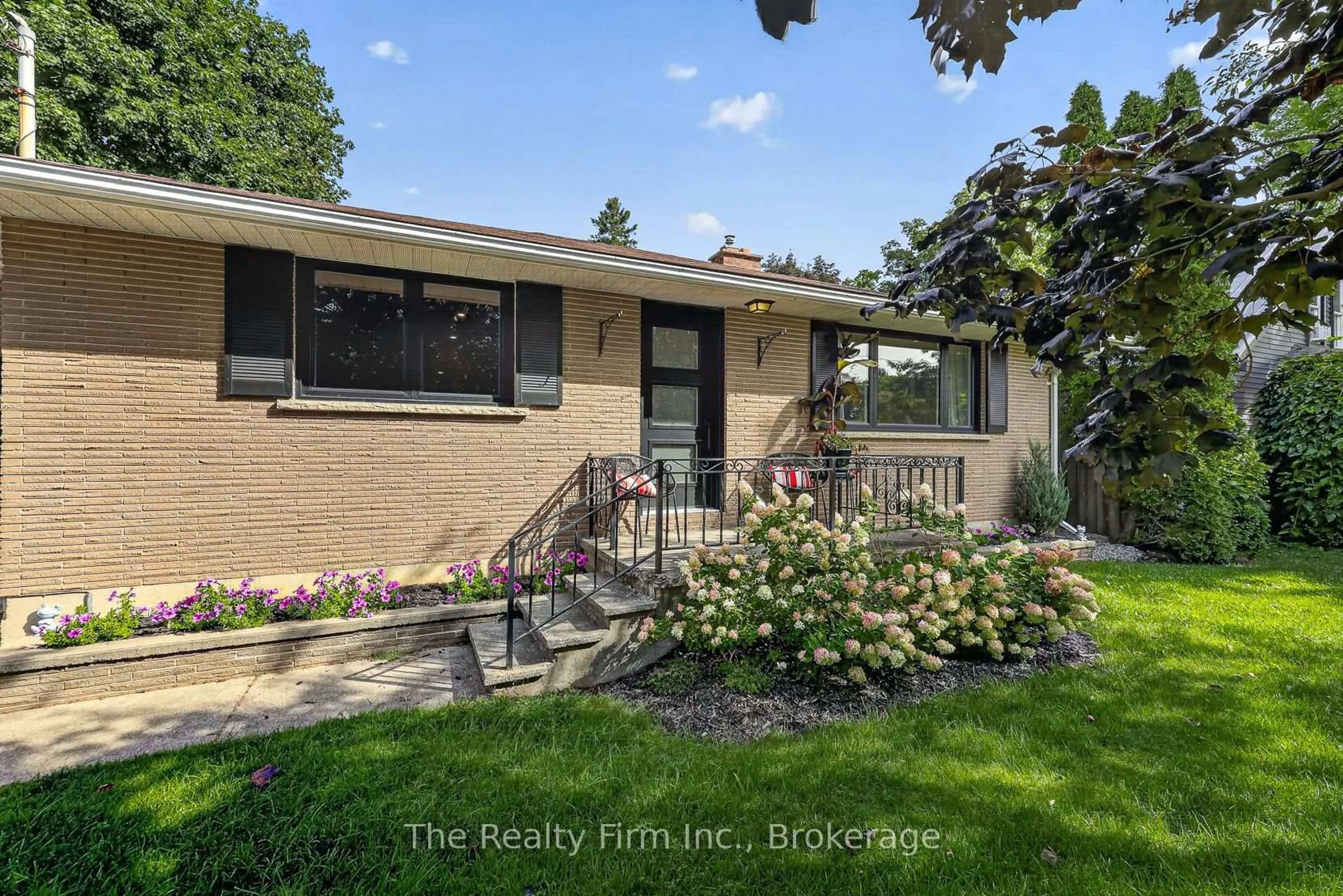 Home with brick exterior material, street for 288 Main St, Norwich Ontario N0J 1R0