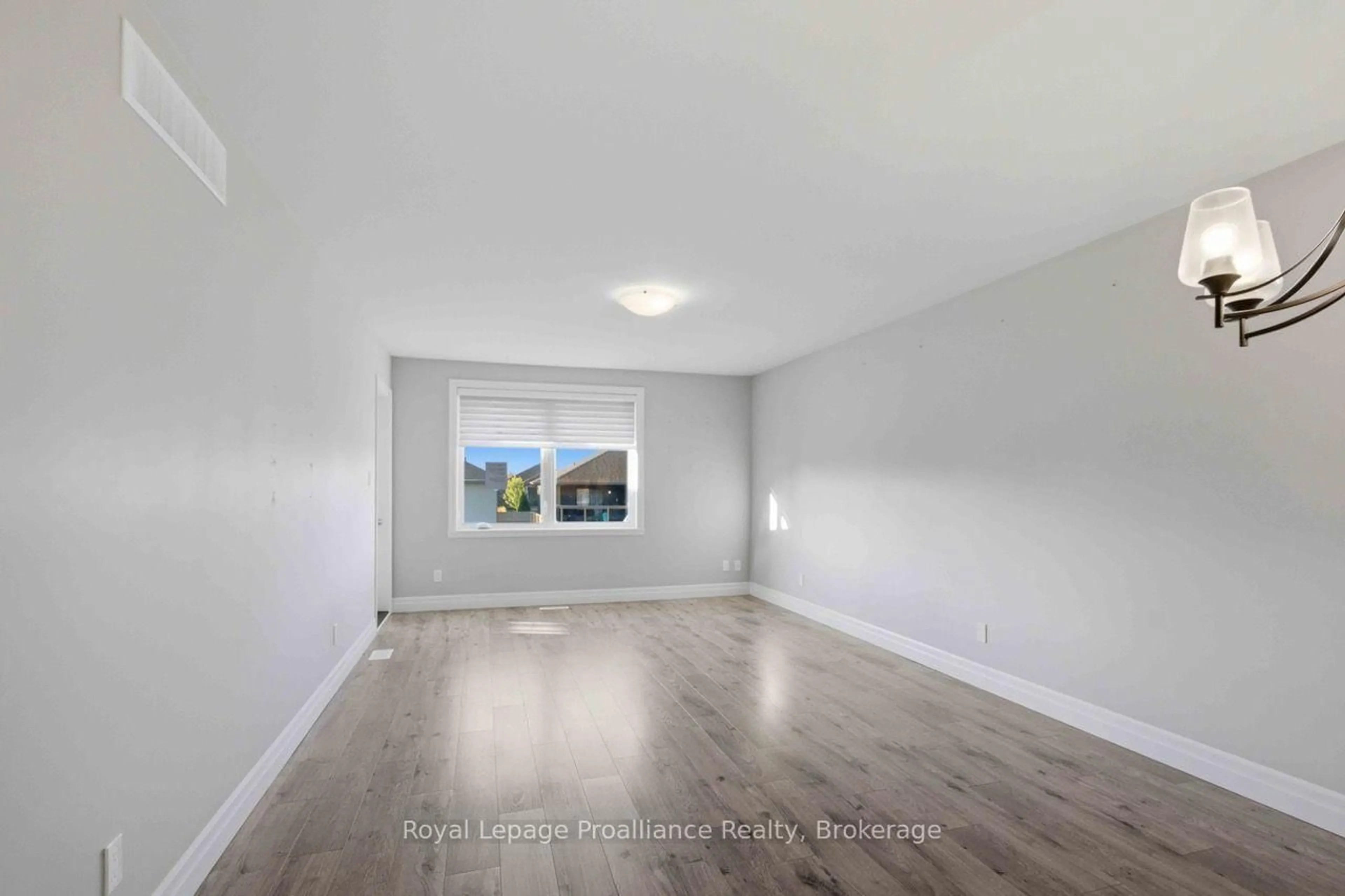 A pic of a room for 49 Hillside Meadow Dr, Quinte West Ontario K8V 0J5