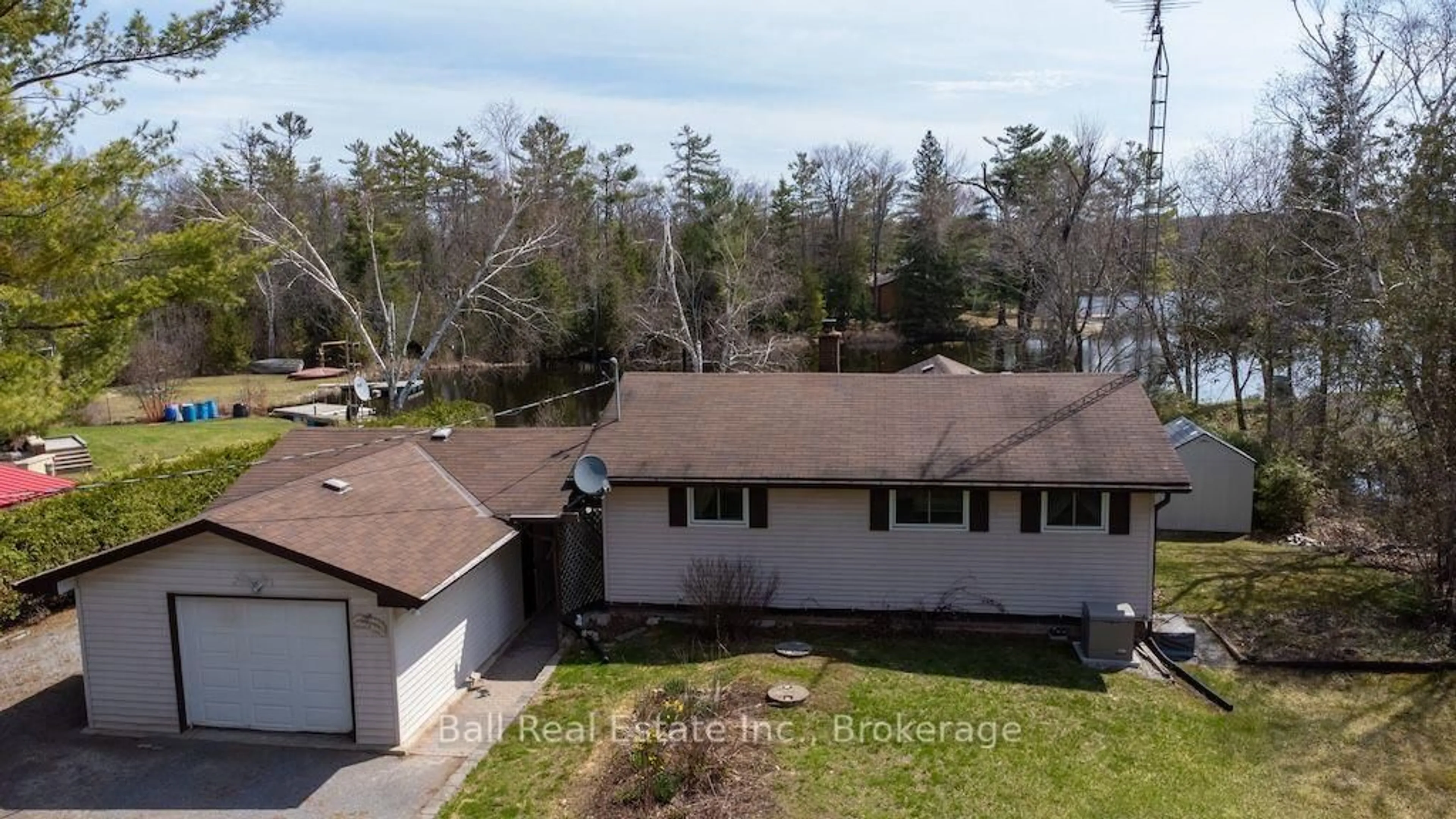 A pic from outside/outdoor area/front of a property/back of a property/a pic from drone, unknown for 2137 Chipmunk Rd, Douro-Dummer Ontario K0L 2H0