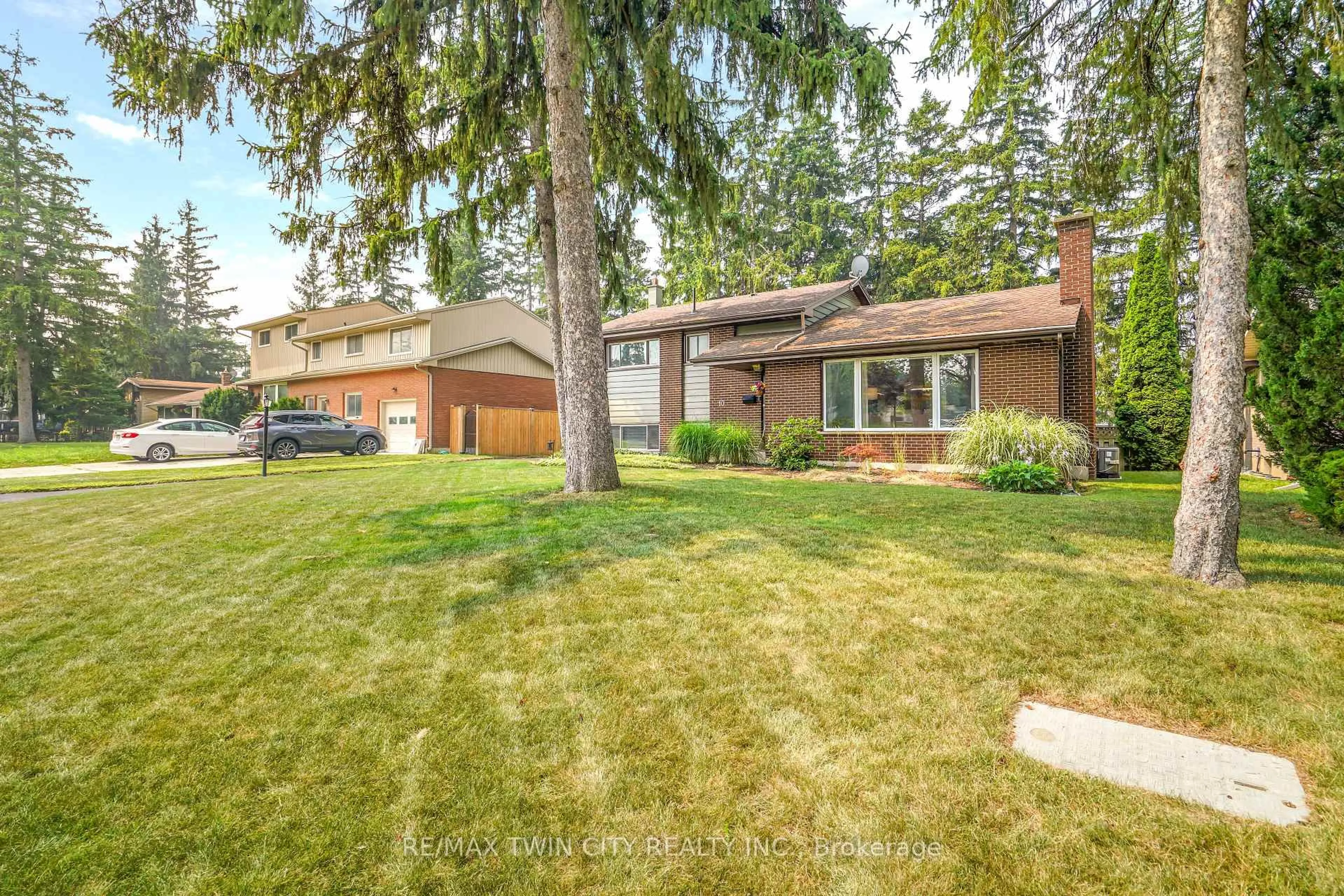 Home with brick exterior material, street for 10 Brier Cres, Brantford Ontario N3R 3M6