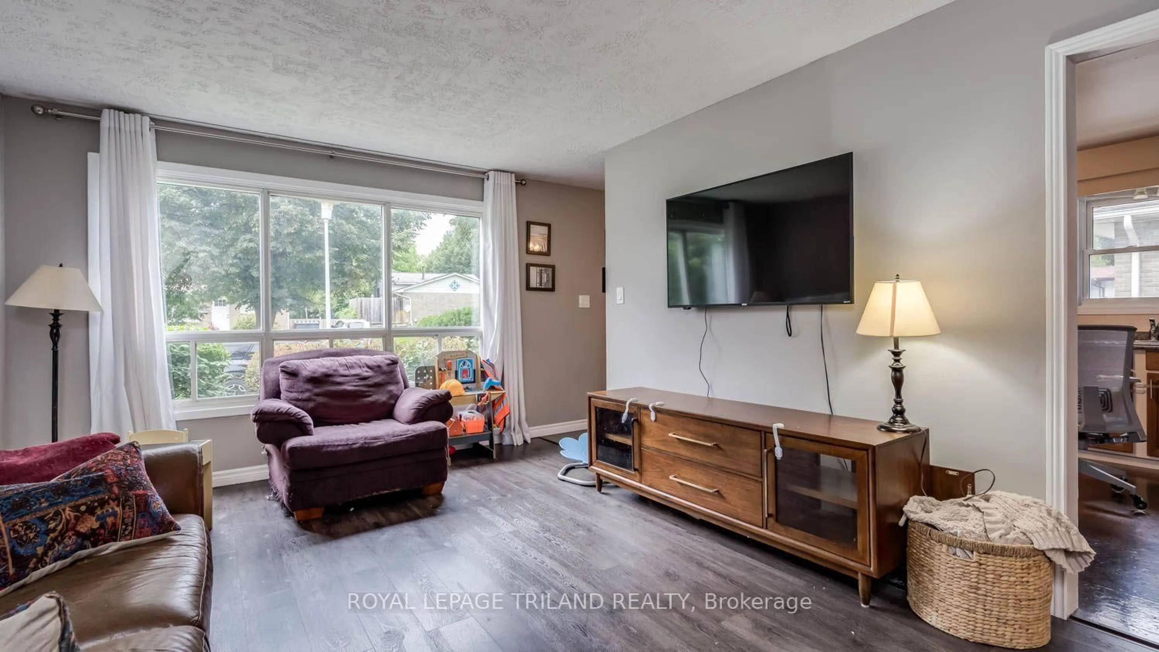 Living room with furniture, unknown for 36 Upcott Cres, London South Ontario N6E 1S7