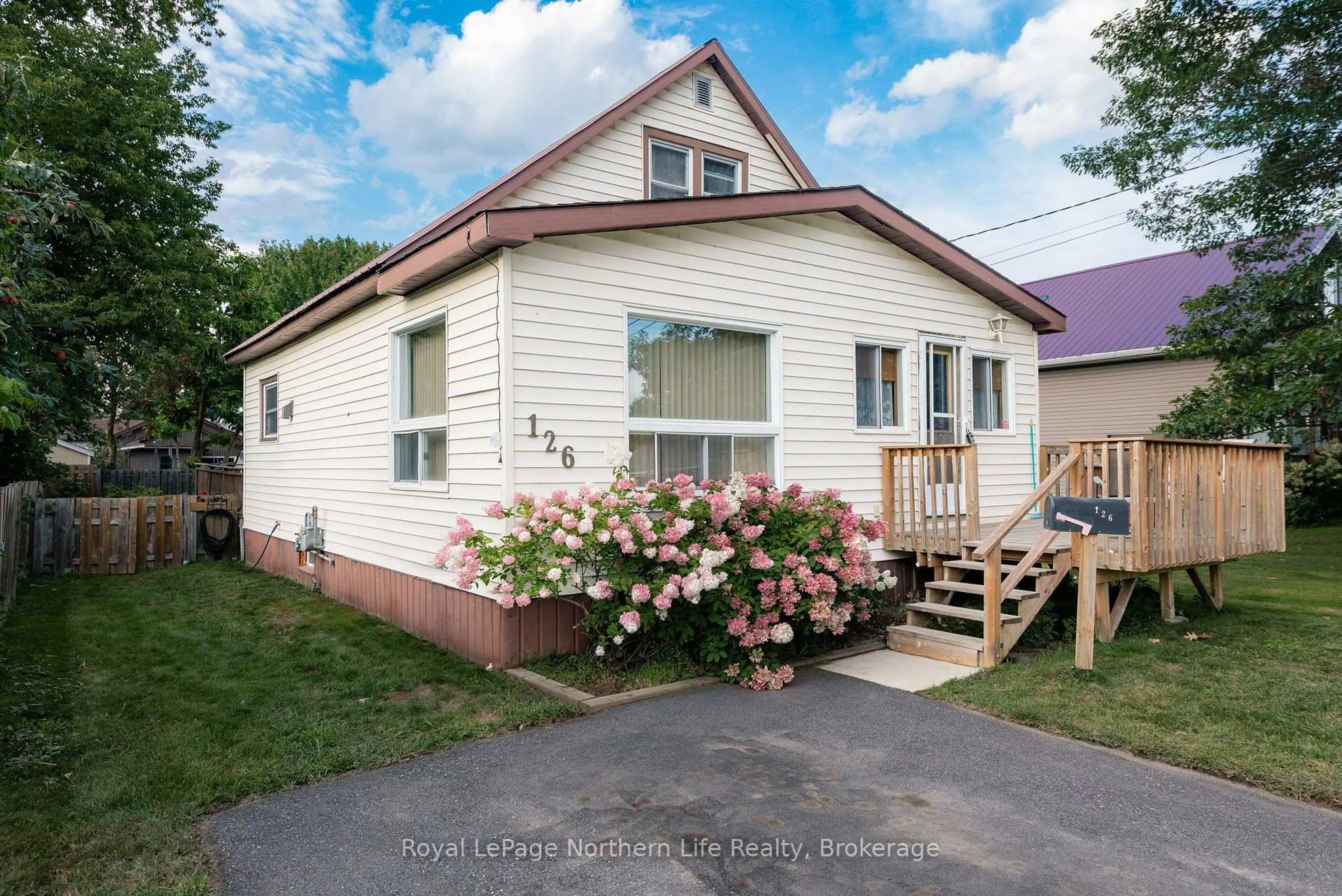 Home with vinyl exterior material, street for 126 Judge Ave, North Bay Ontario P1A 1B6
