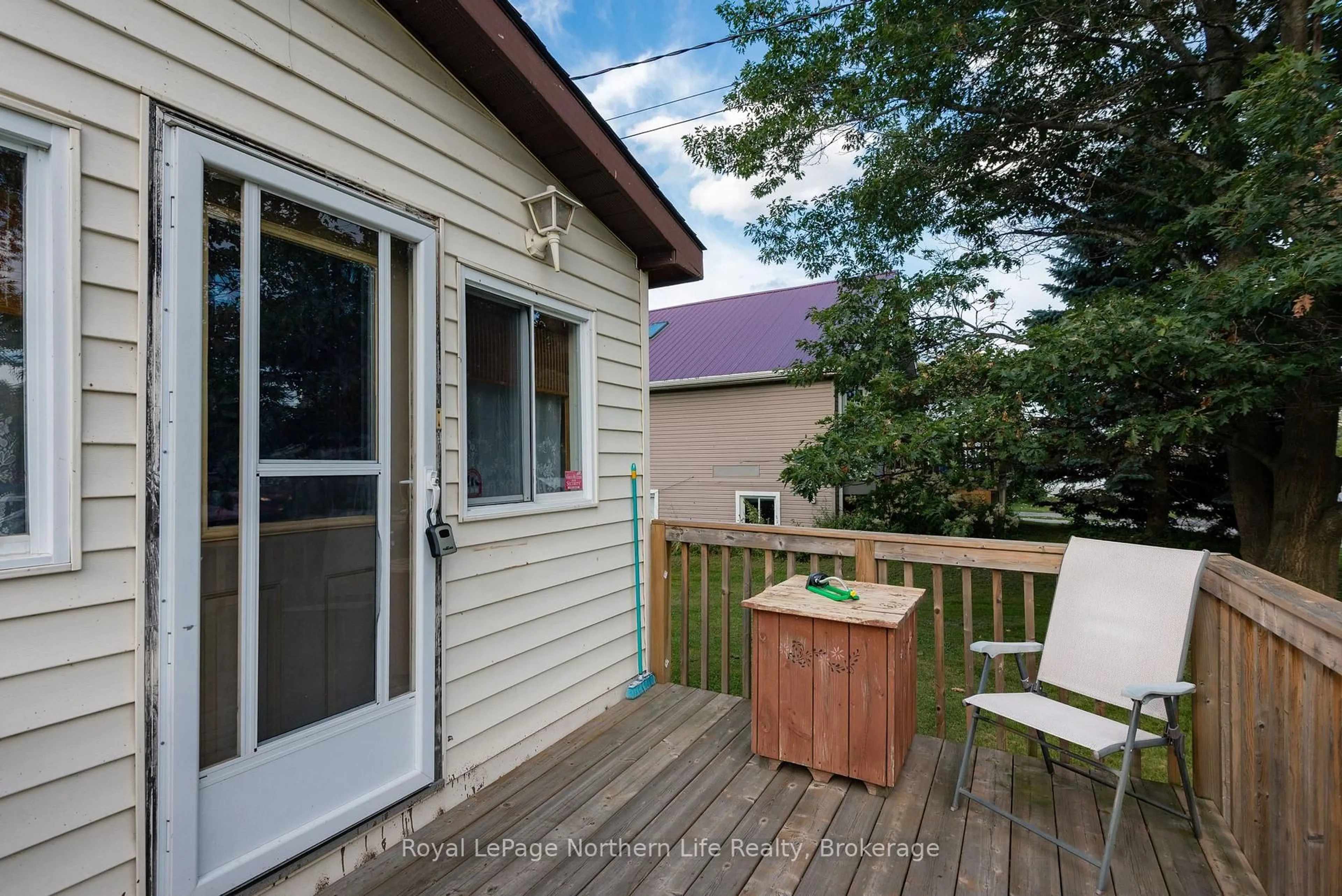 Patio, street for 126 Judge Ave, North Bay Ontario P1A 1B6