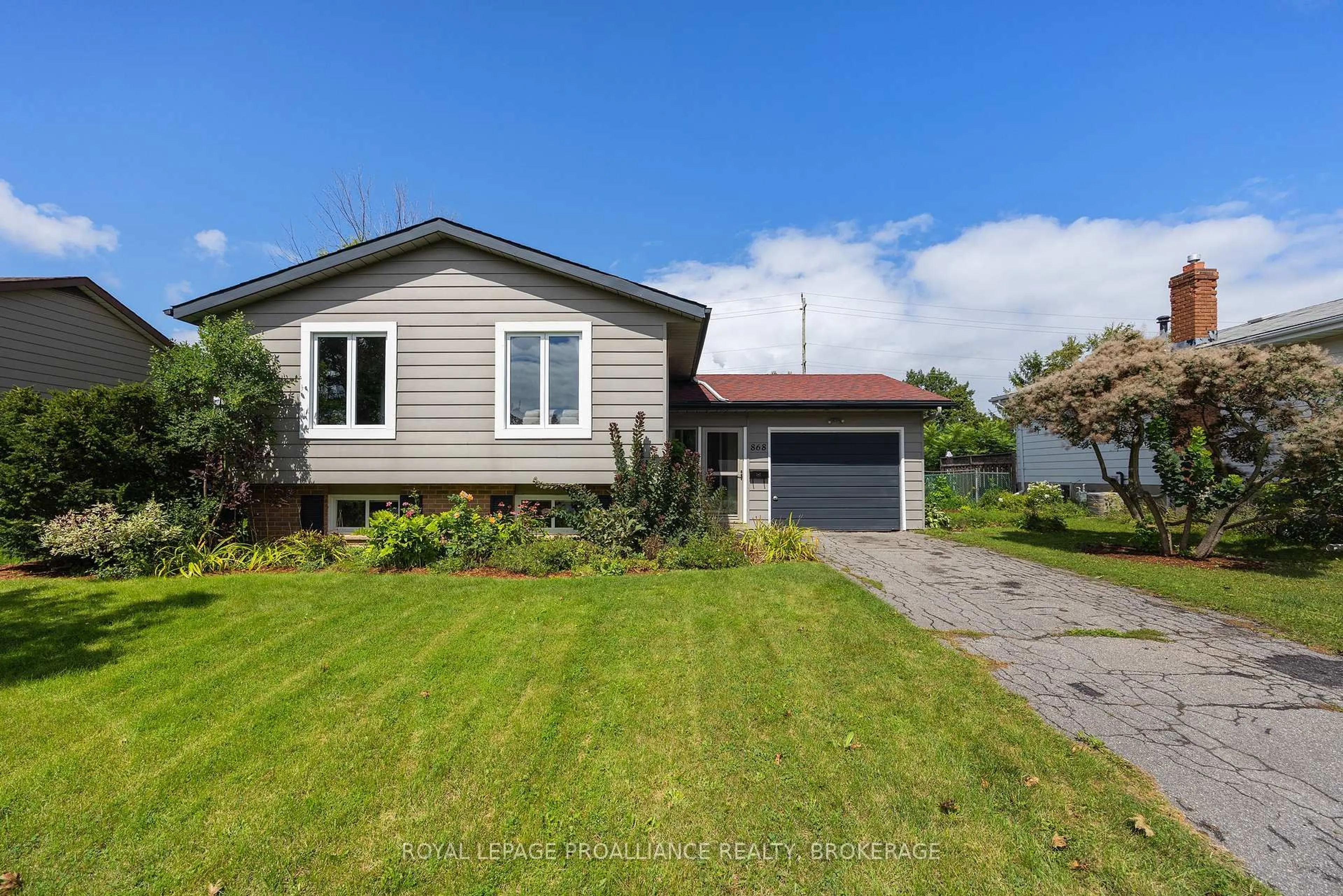 Unknown for 868 Allum Ave, Kingston Ontario K7M 7A1