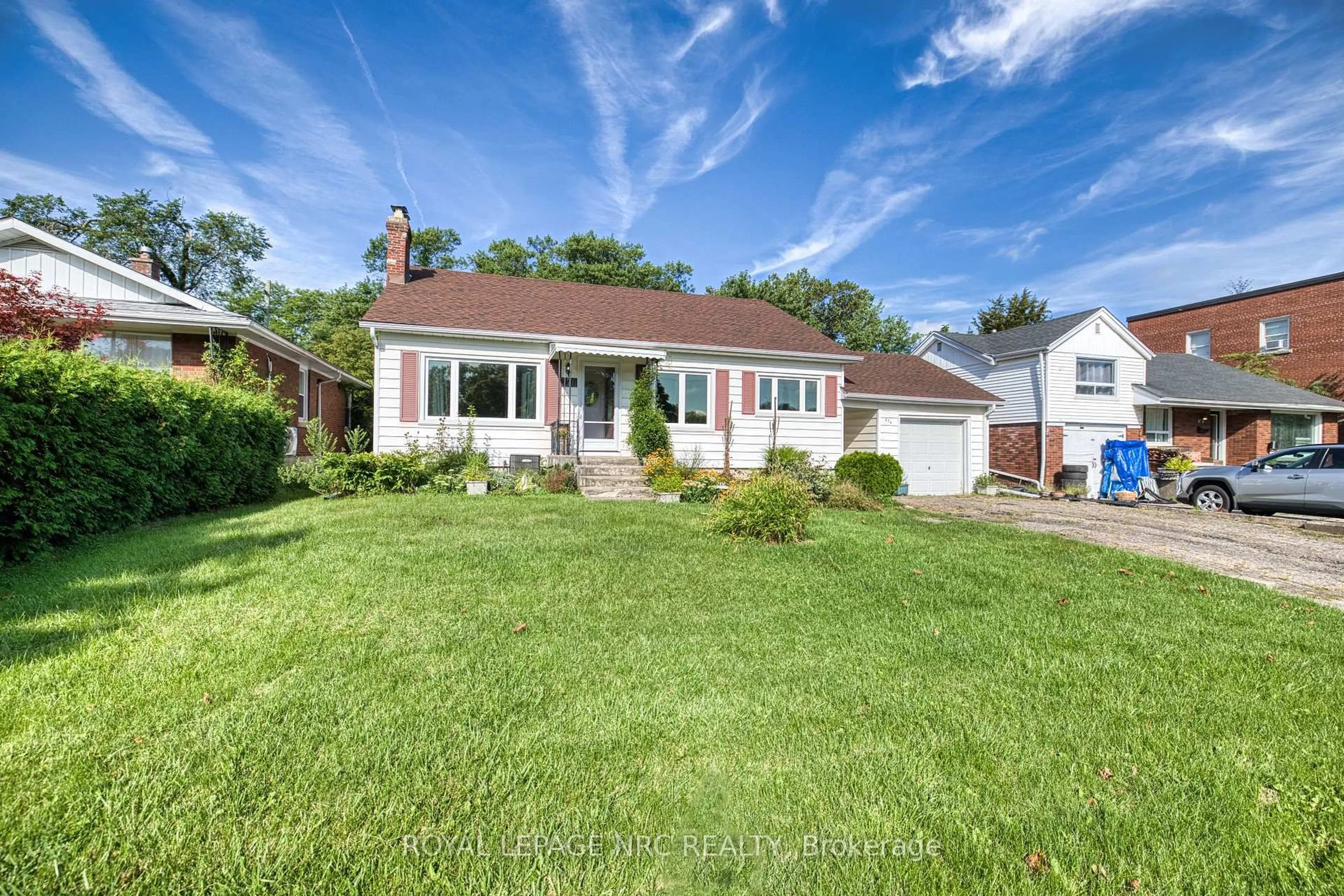 Unknown for 276 Glenridge Ave, St. Catharines Ontario L2T 3K4