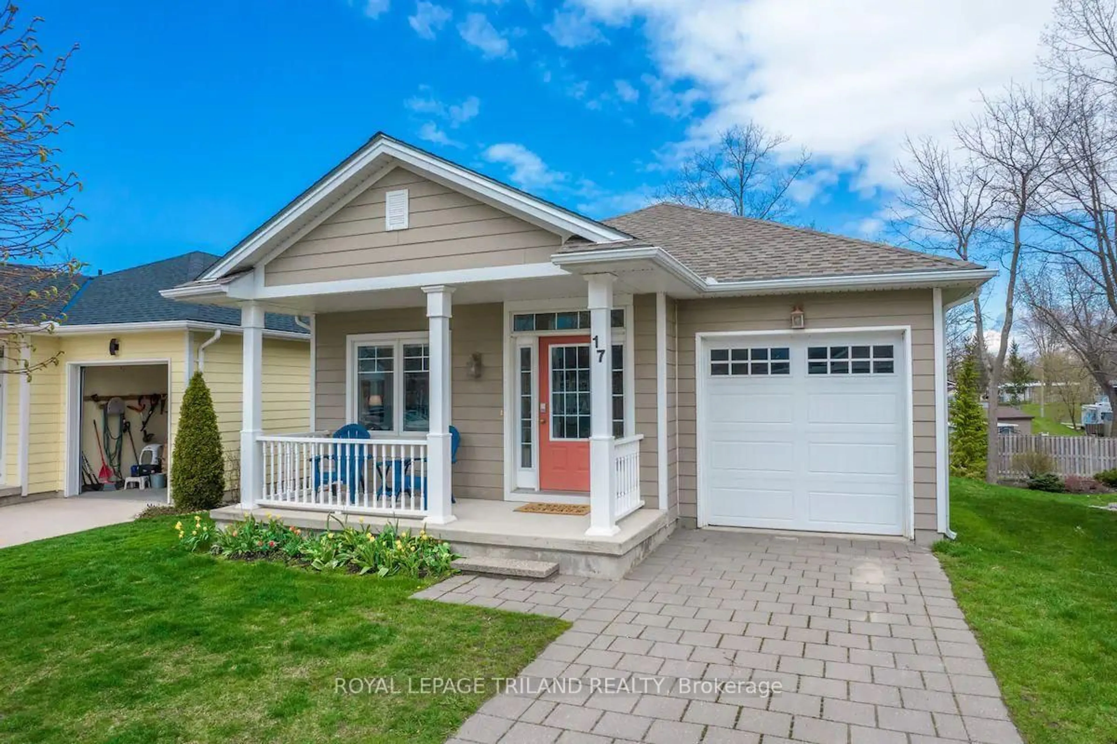 Home with vinyl exterior material, street for 17 VILLAGE Gate, Lambton Shores Ontario N0M 1T0