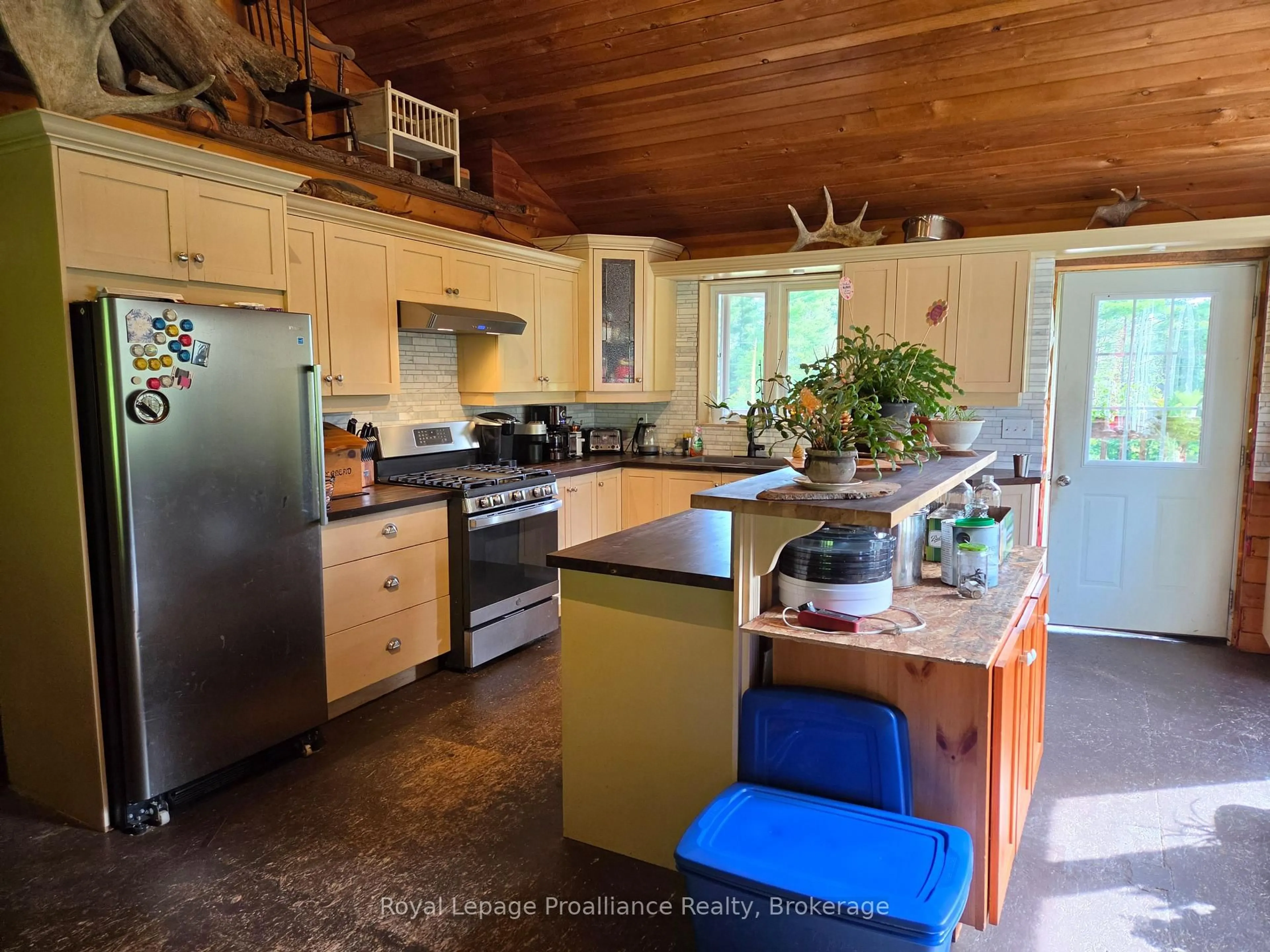 Open concept kitchen, unknown for 152 Addington Rd 3, Cloyne Ontario K0H 1K0
