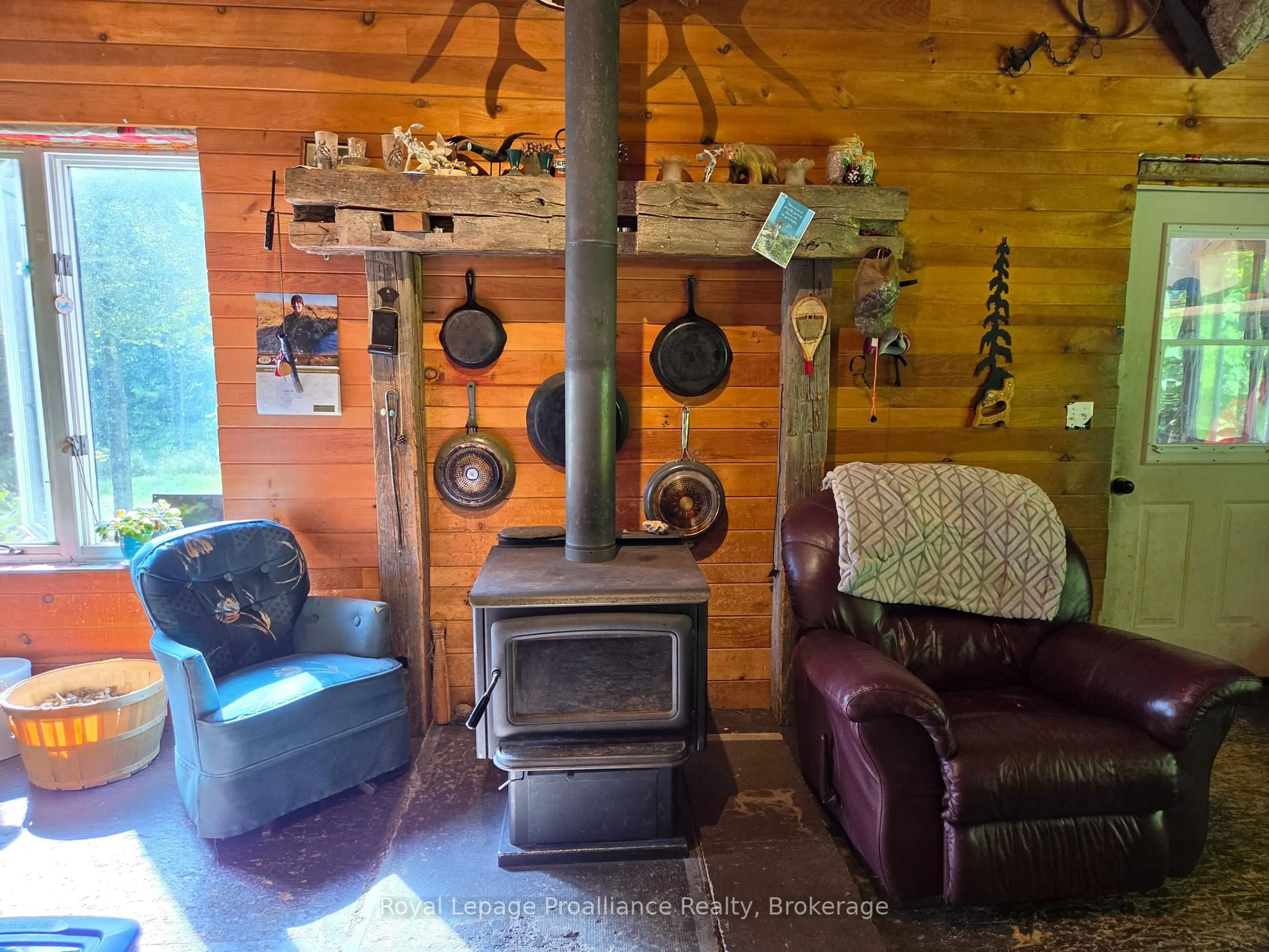 Living room with furniture, unknown for 152 Addington Rd 3, Cloyne Ontario K0H 1K0