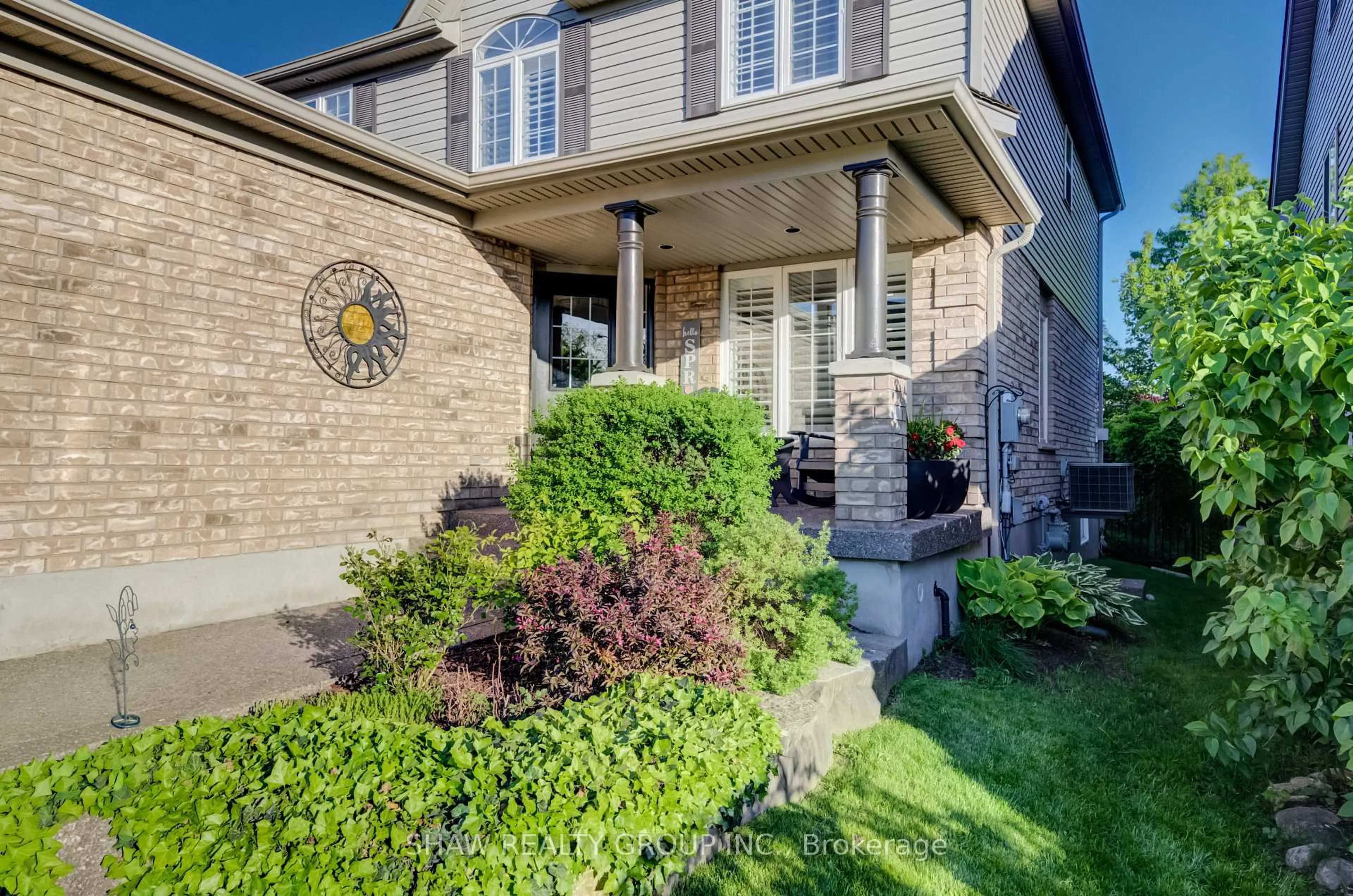 Home with brick exterior material, street for 7 Housler Lane, Cambridge Ontario N3C 4H7