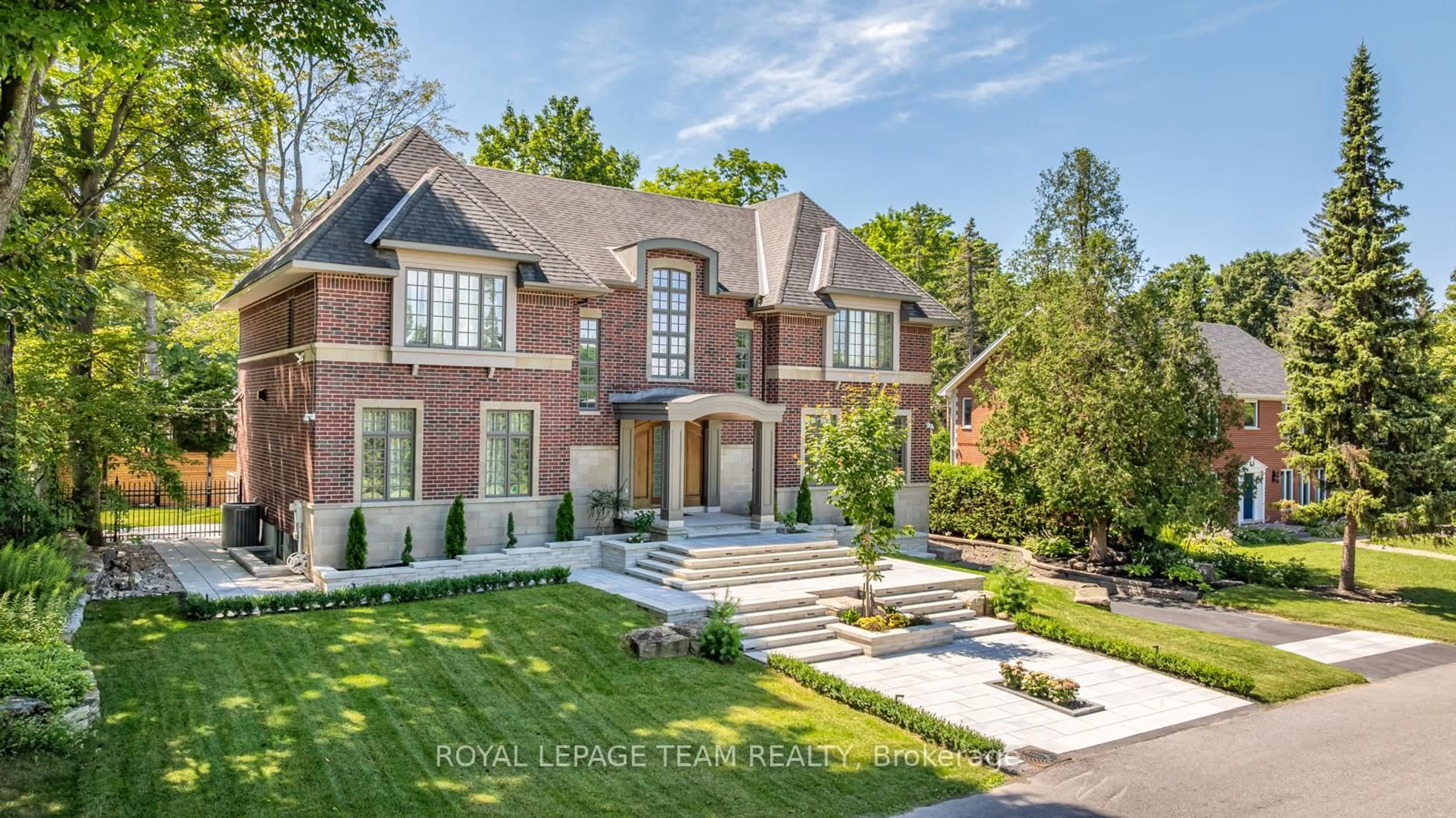 Home with brick exterior material, street for 250 Sandridge Rd, Ottawa Ontario K1L 5A2