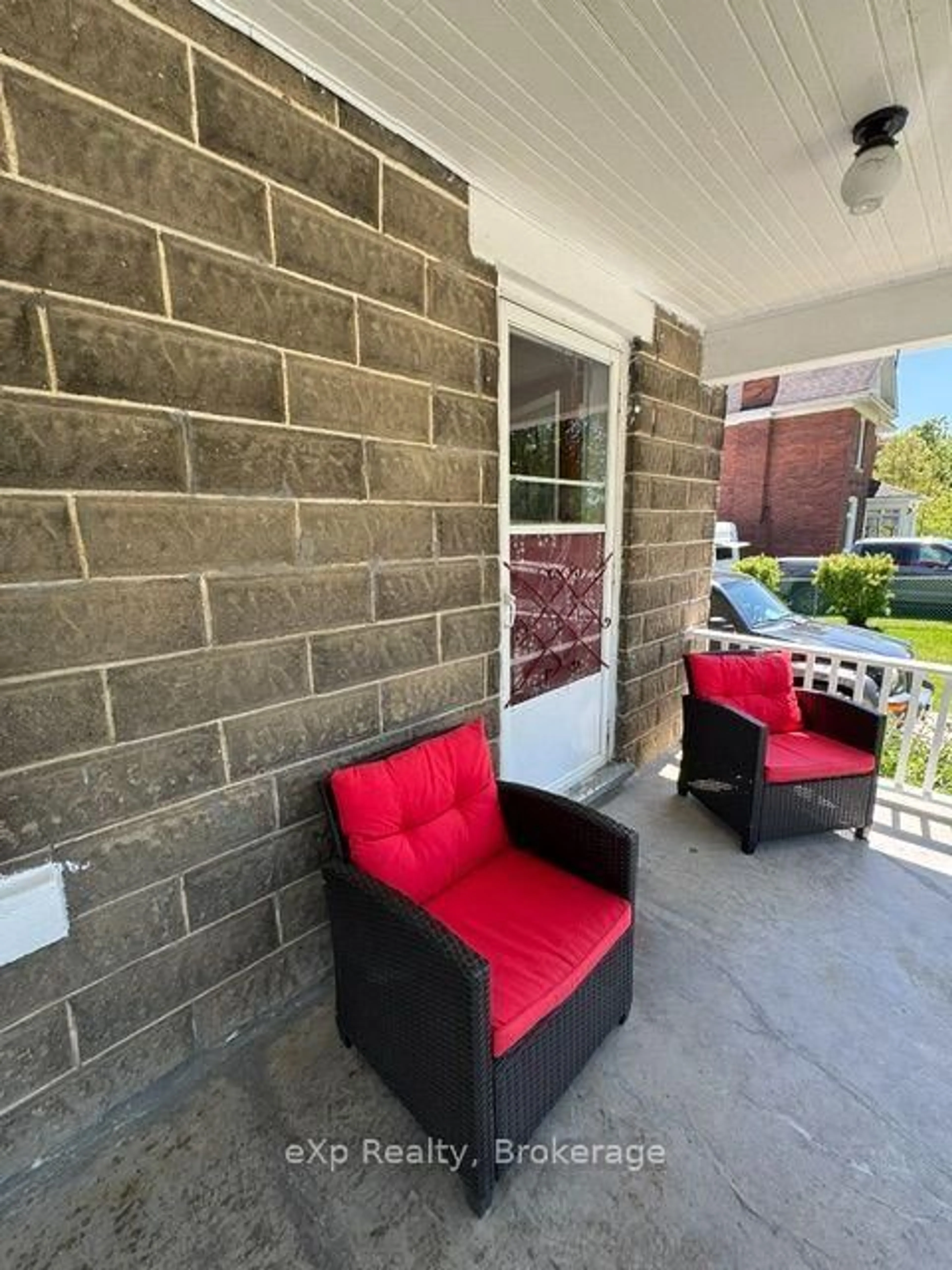 Patio, street for 1775 4th Ave, Owen Sound Ontario N4K 4X7