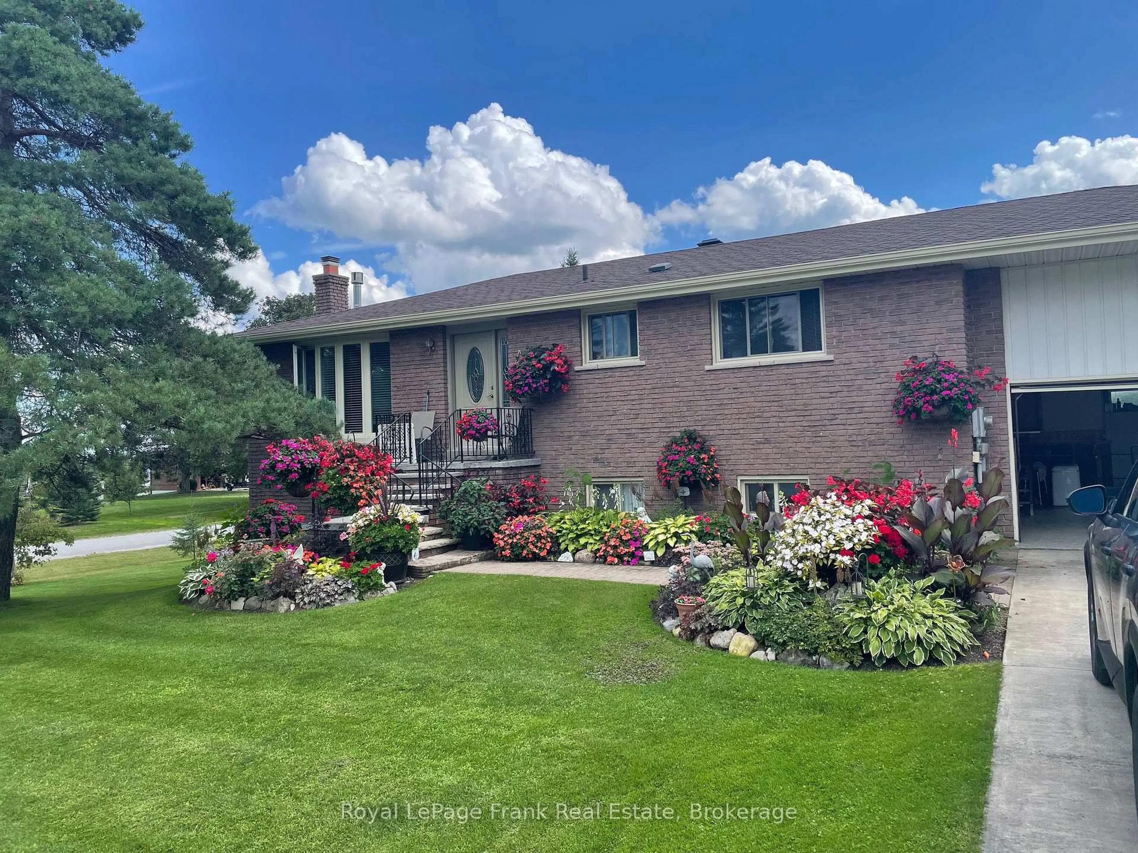 A pic from outside/outdoor area/front of a property/back of a property/a pic from drone, unknown for 378 Old Surrey Lane, Kawartha Lakes Ontario K0M 1A0