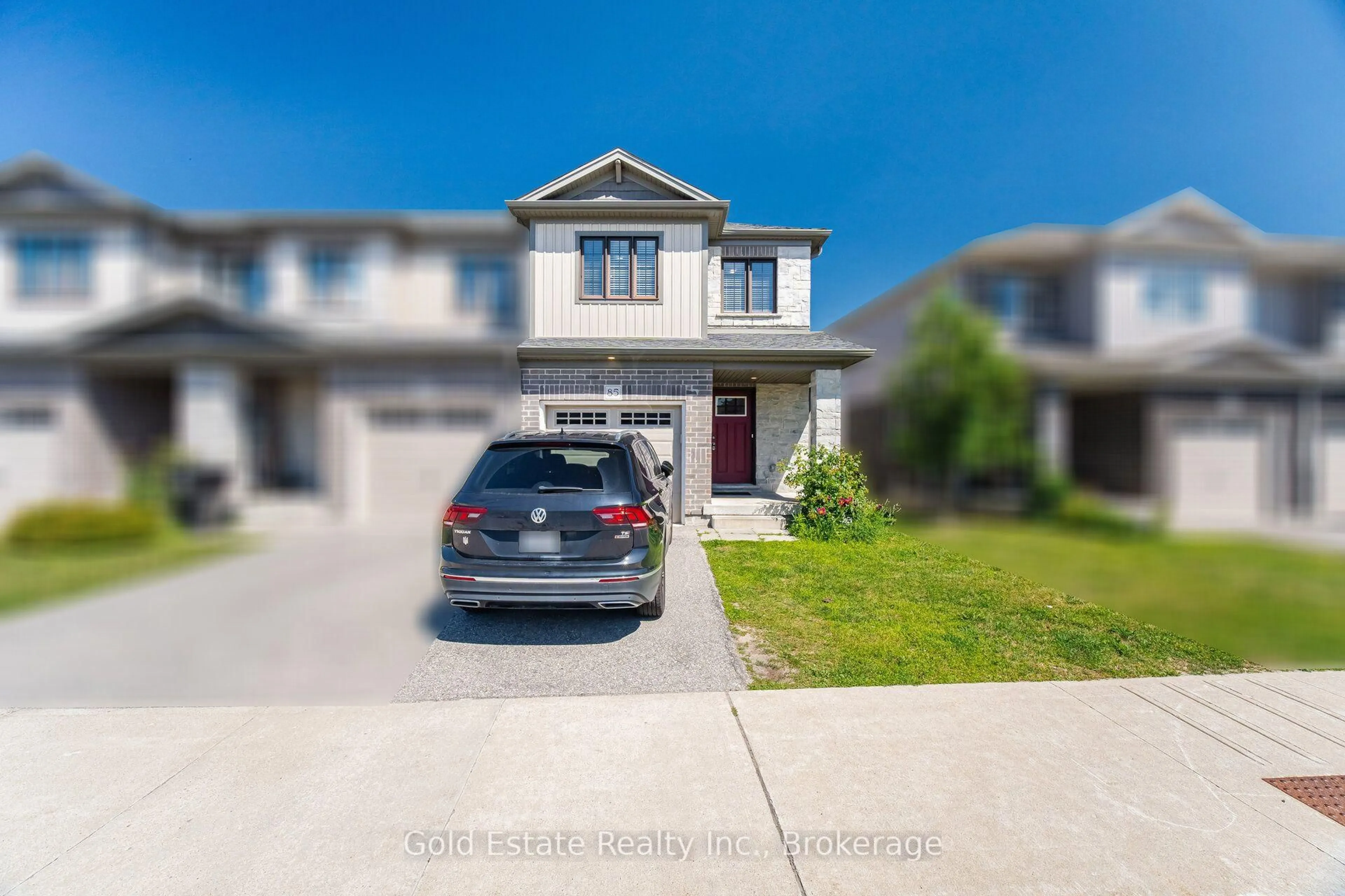 Home with vinyl exterior material, street for 135 Hardcastle Dr #85, Cambridge Ontario N1S 0B6