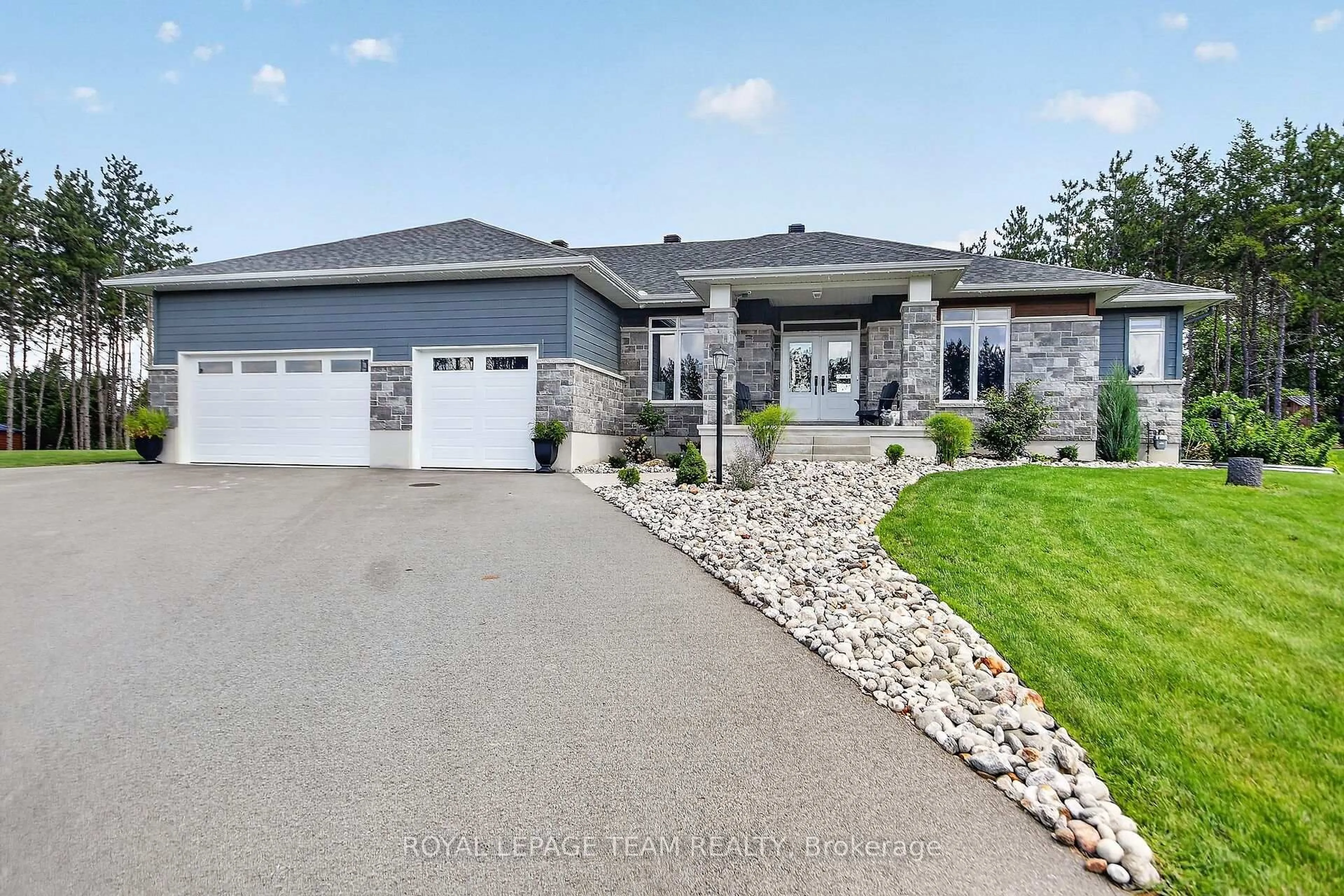 Home with vinyl exterior material, street for 430 Butler Farm Rd, North Grenville Ontario K0G 1J0