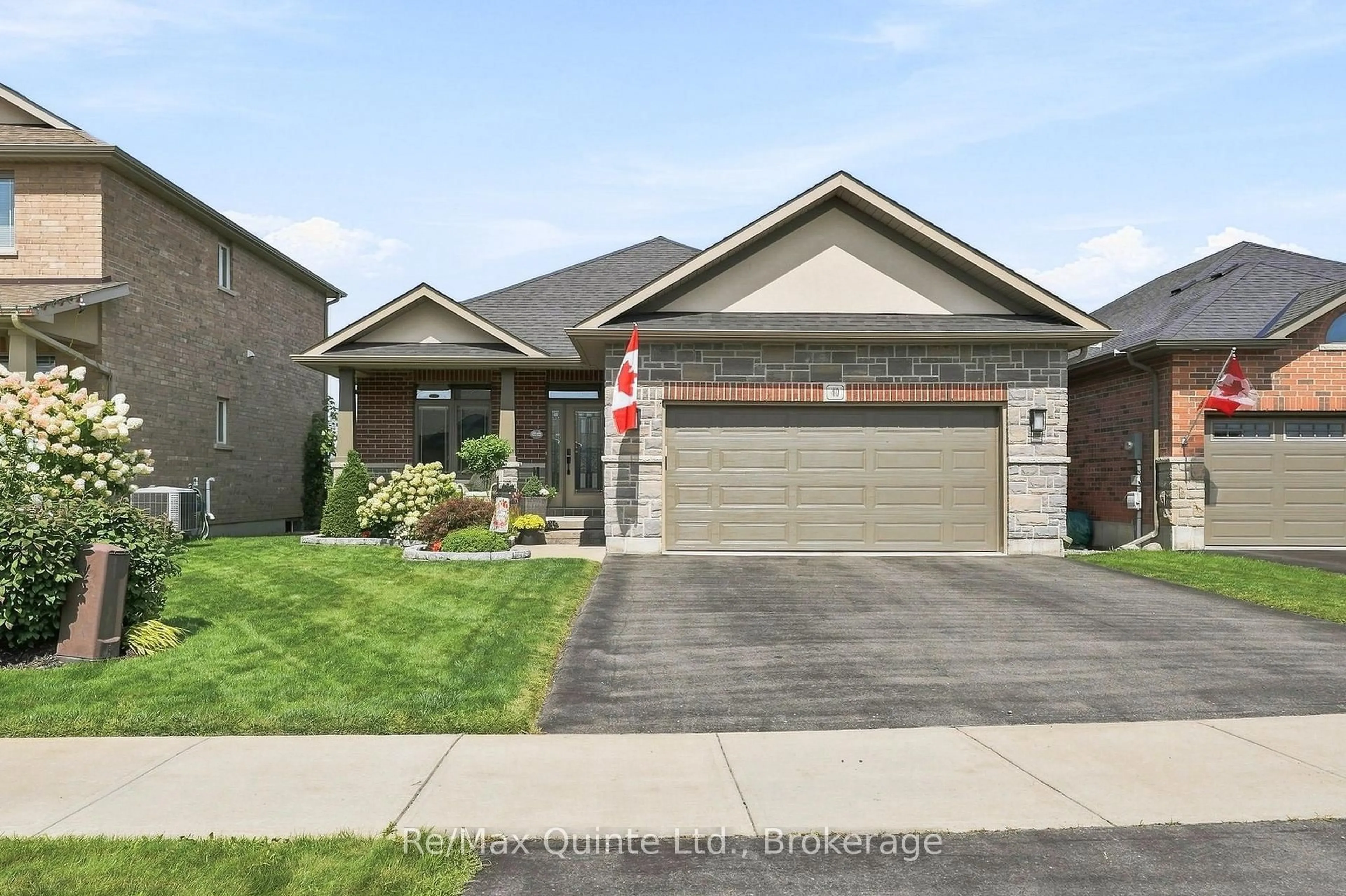 Home with brick exterior material, street for 40 Farmington Cres, Belleville Ontario K8N 0J8