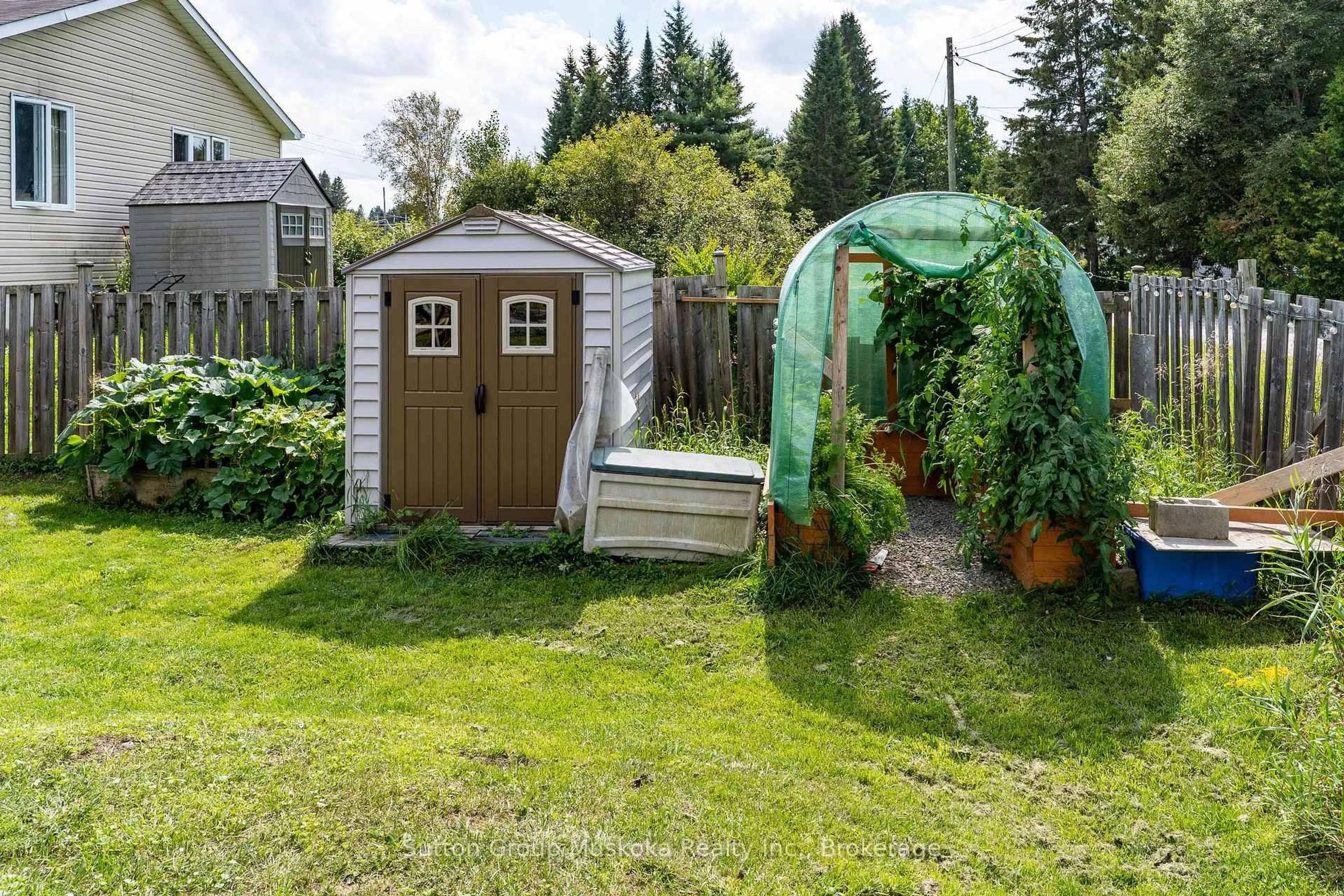 Shed for 184 Main St, Perry Ontario P0A 1M0