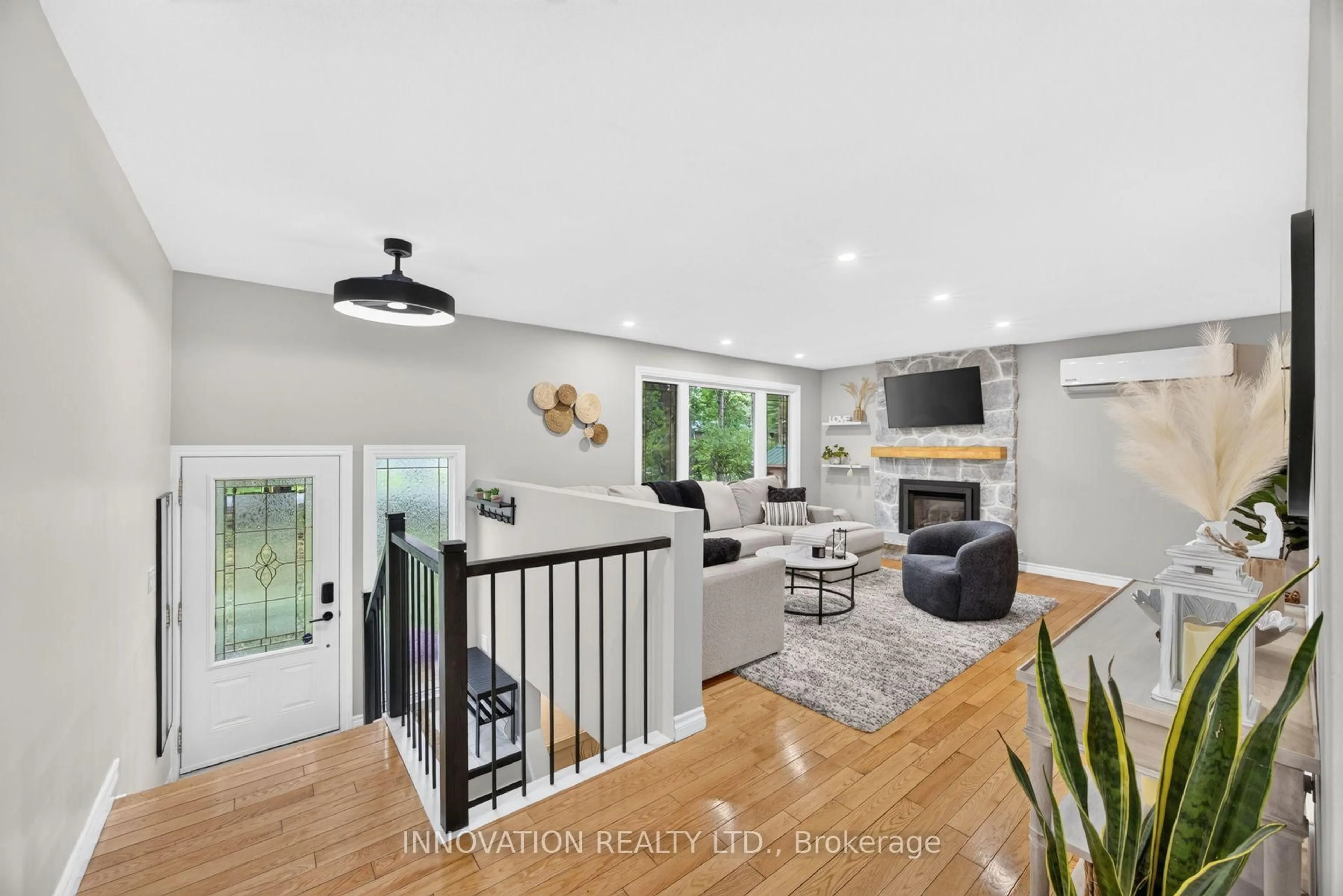 Unknown for 136 Acorn Cres, Ottawa Ontario K0A 3M0