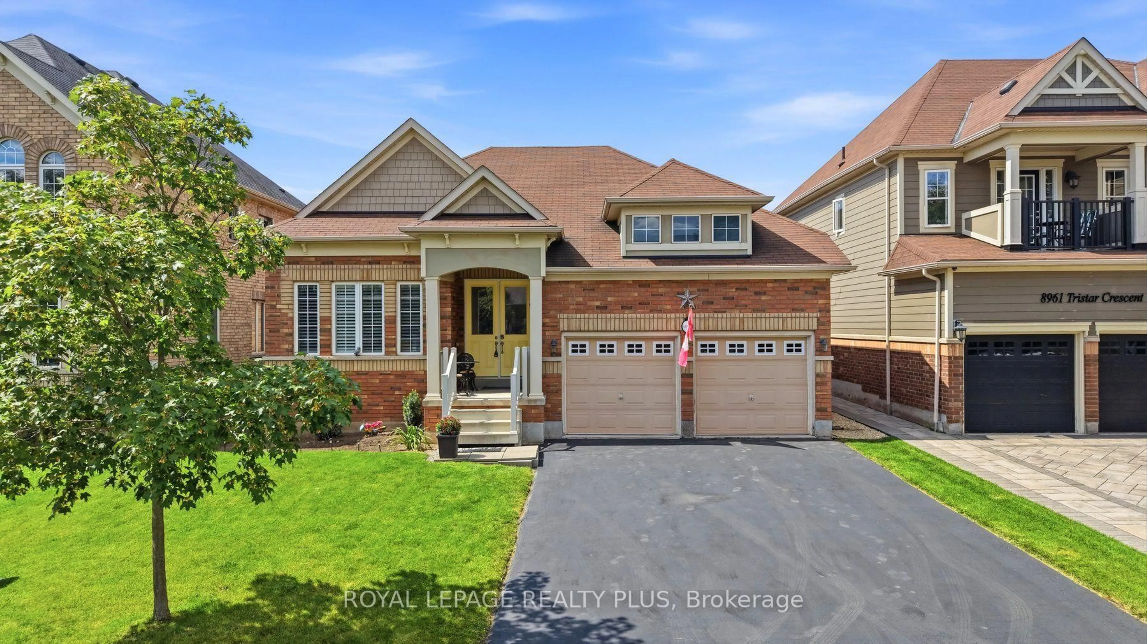 Home with brick exterior material, street for 8971 Tristar Cres, Niagara Falls Ontario L2G 0E6