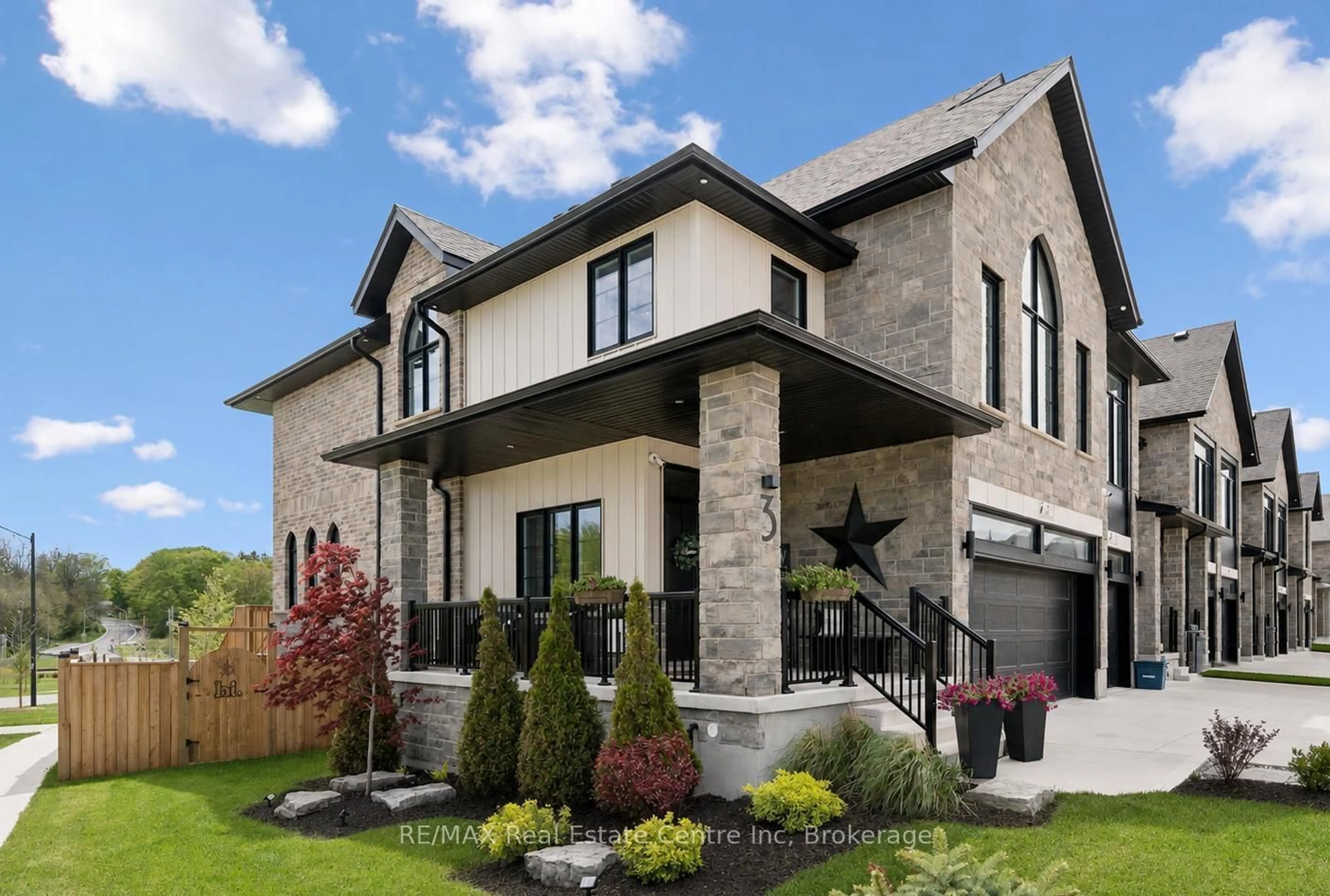 Home with brick exterior material, street for 3 Queensbrook Cres, Cambridge Ontario N1S 0E5