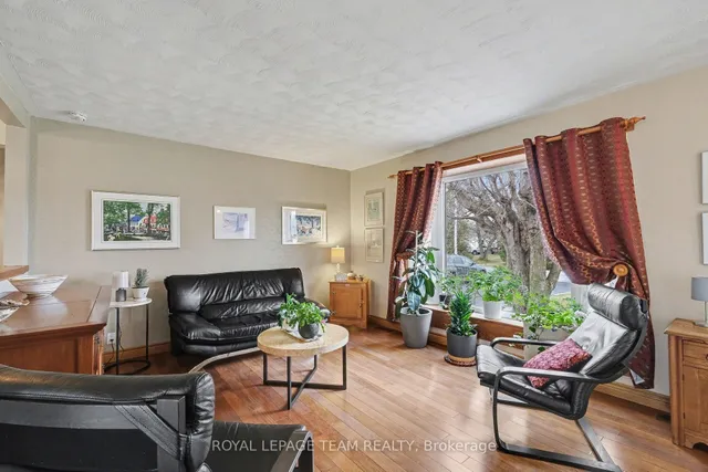 3041 Bridge St, North Dundas 5