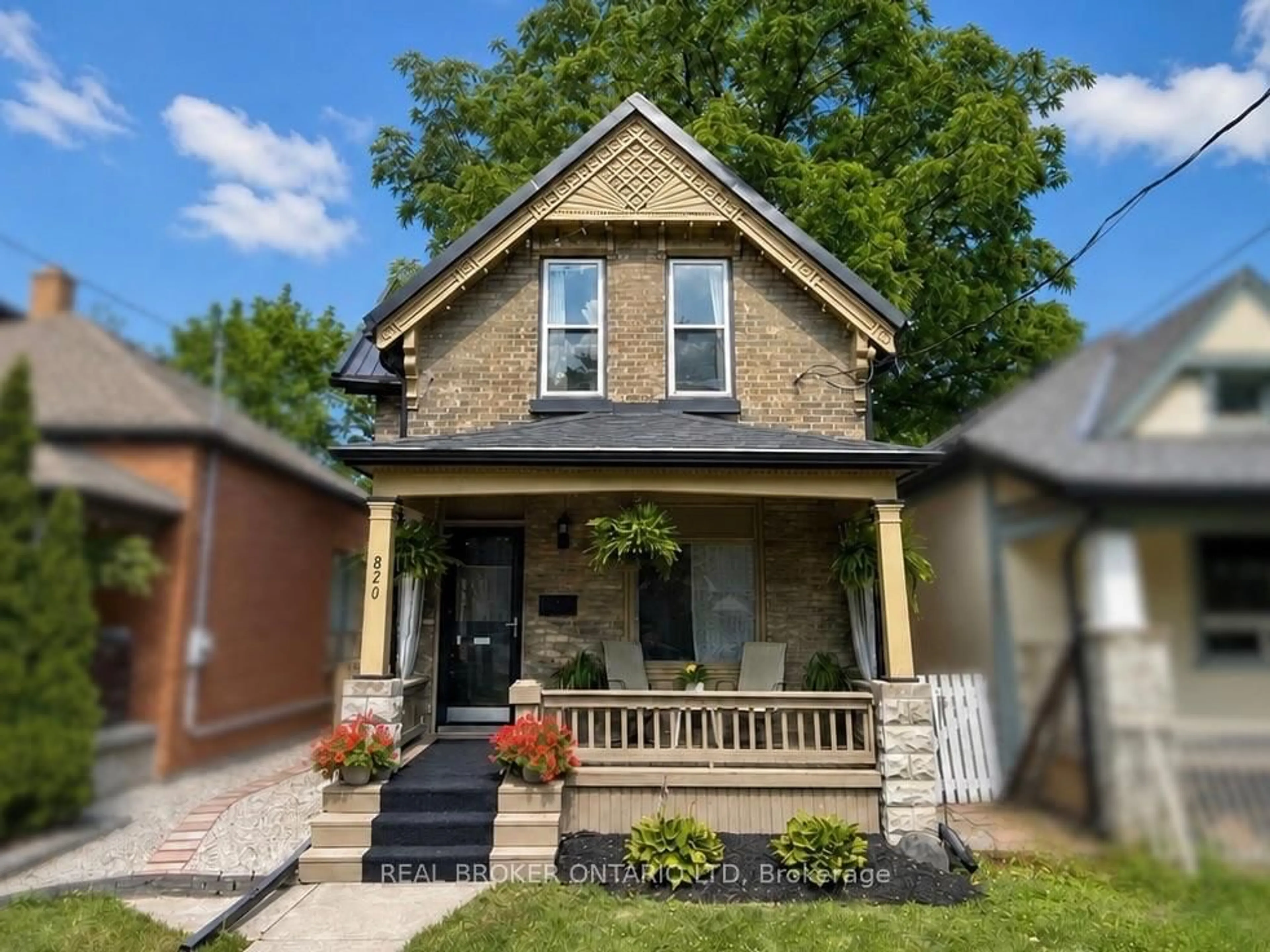 Home with brick exterior material, street for 820 Maitland St, London East Ontario N5Y 2W5