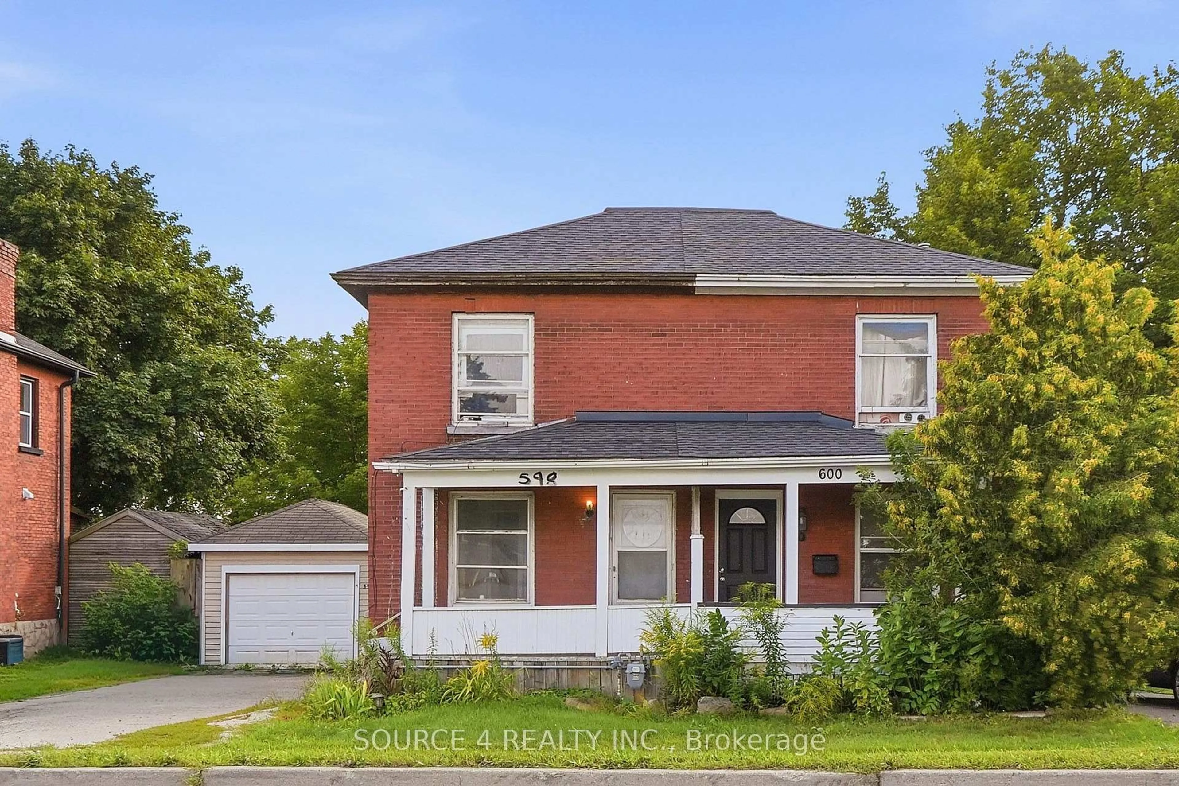 Home with brick exterior material, street for 598 Coronation Blvd, Cambridge Ontario N1R 3E8