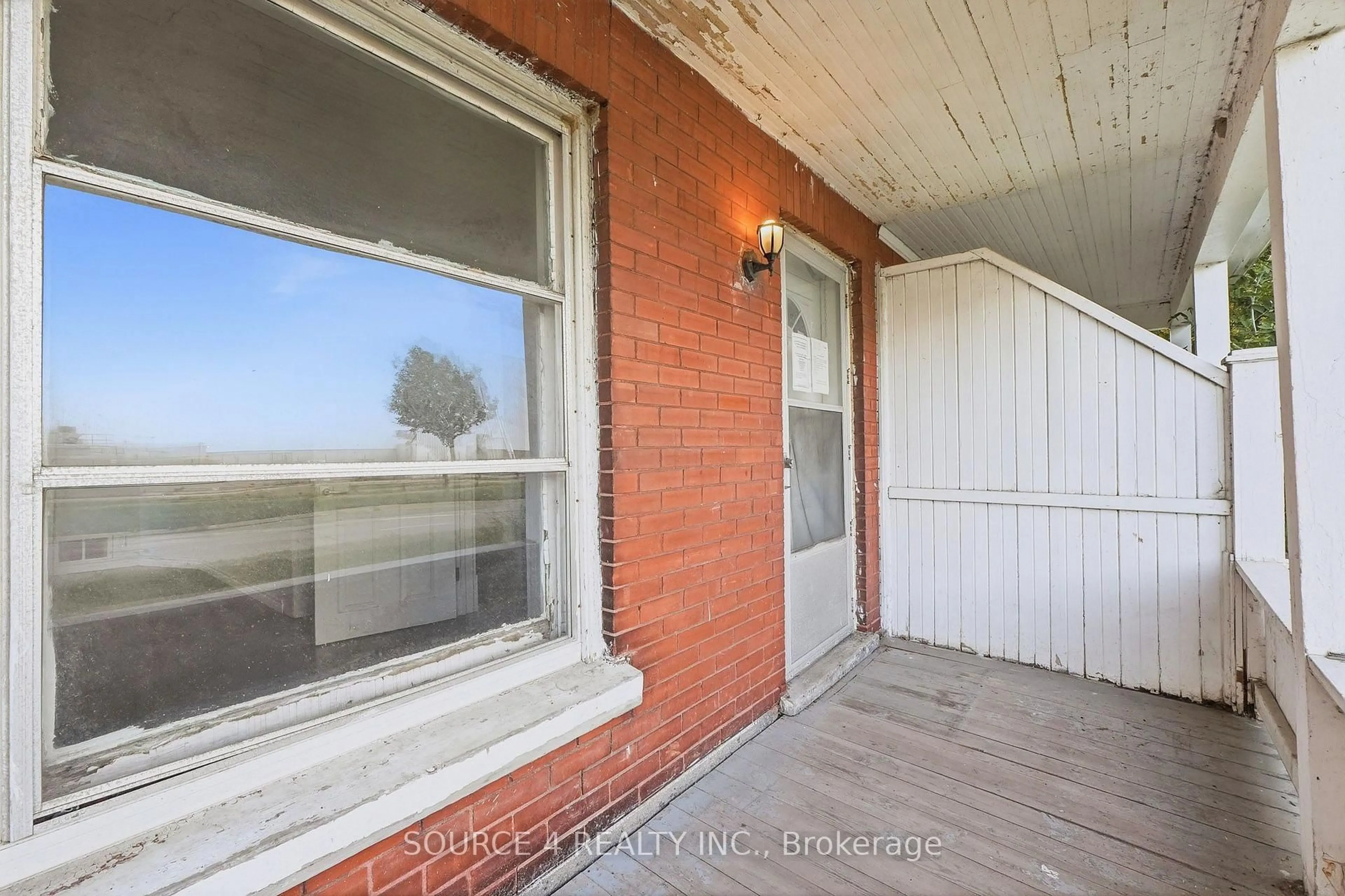 Unknown for 598 Coronation Blvd, Cambridge Ontario N1R 3E8