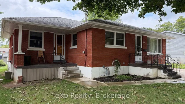 53 Maple St, North Huron 2