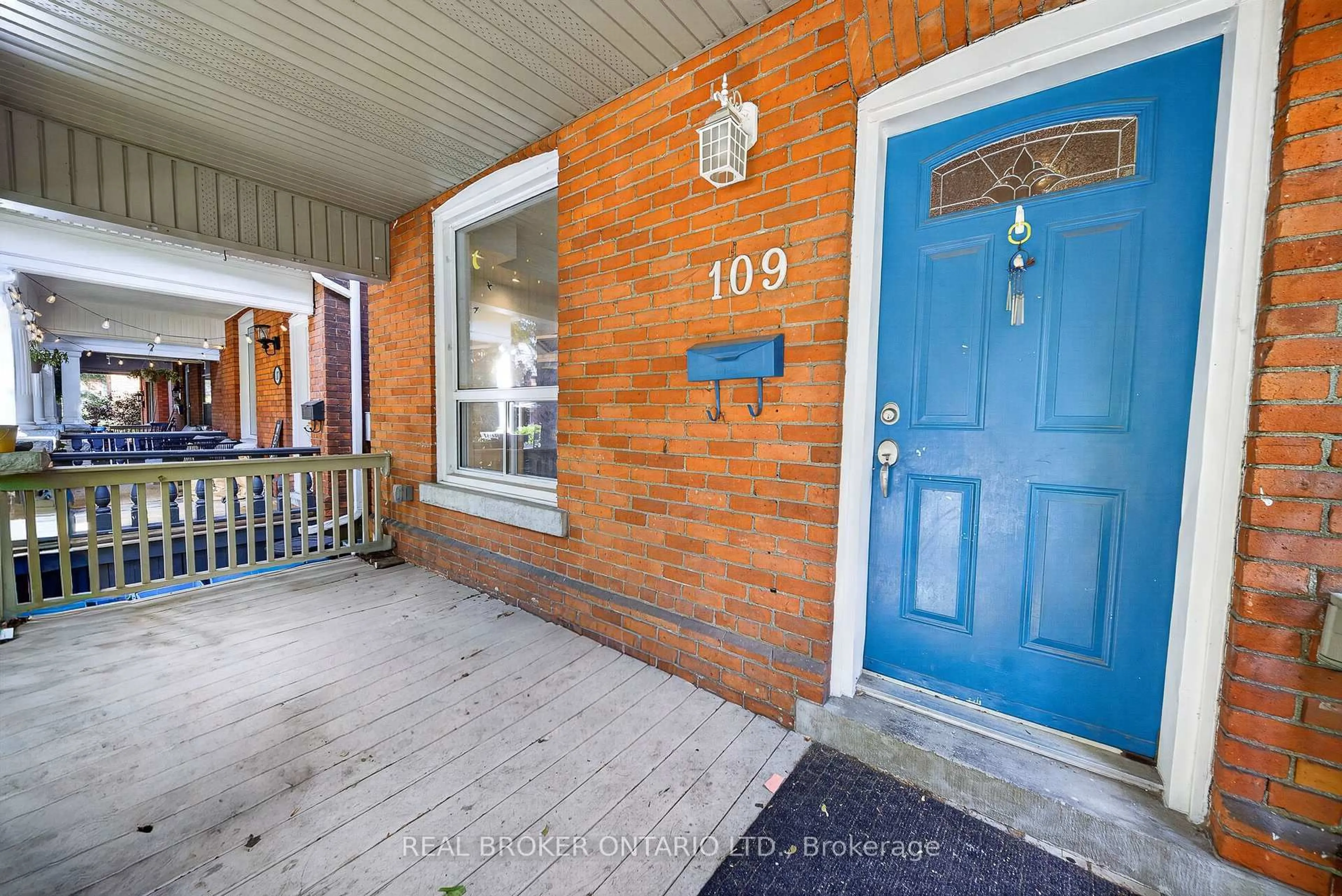 Unknown for 109 Gladstone Ave, Hamilton Ontario L8M 2H8