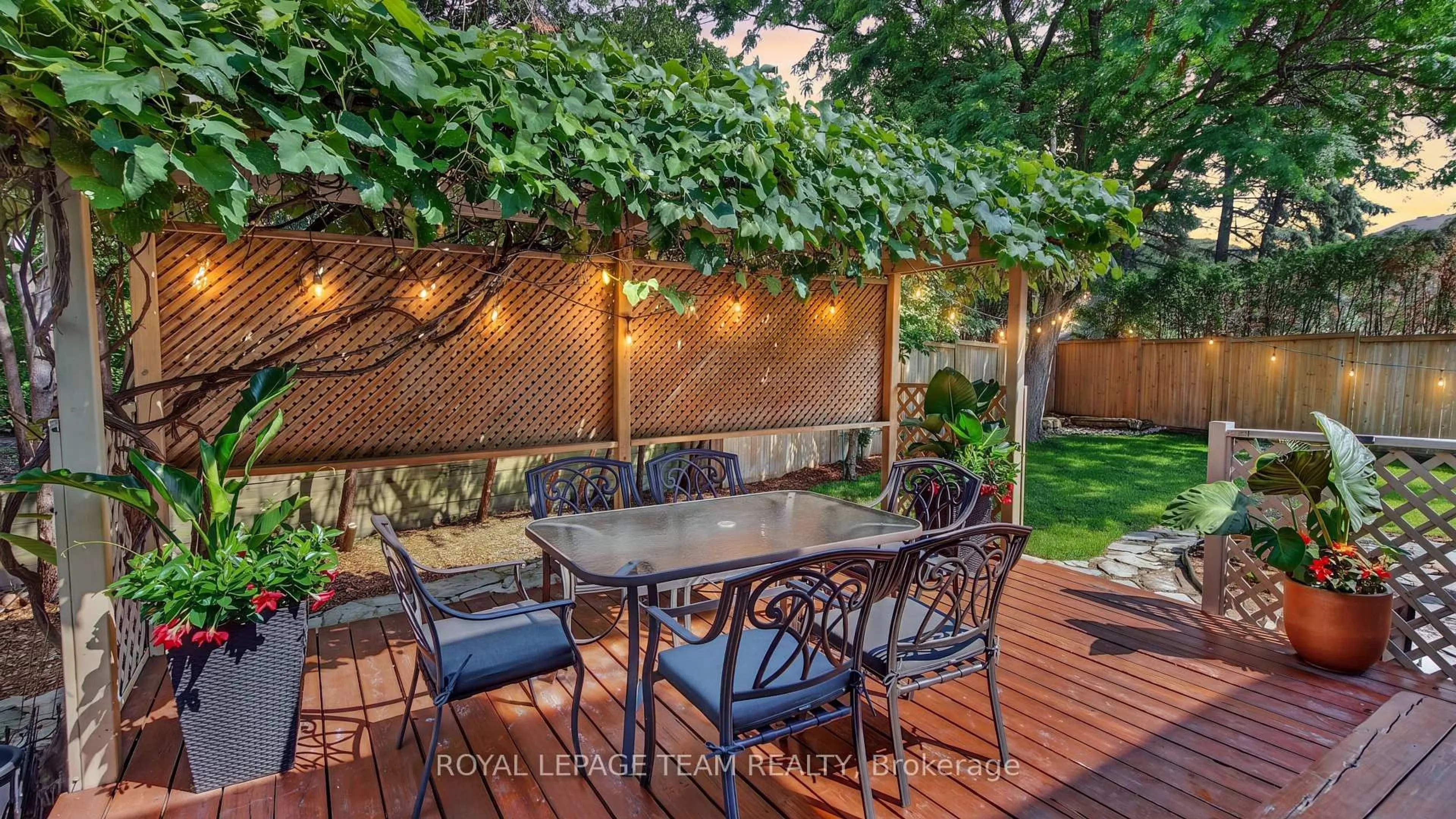 Patio, street for 11 Fessenden Way, Ottawa Ontario K2L 3L1
