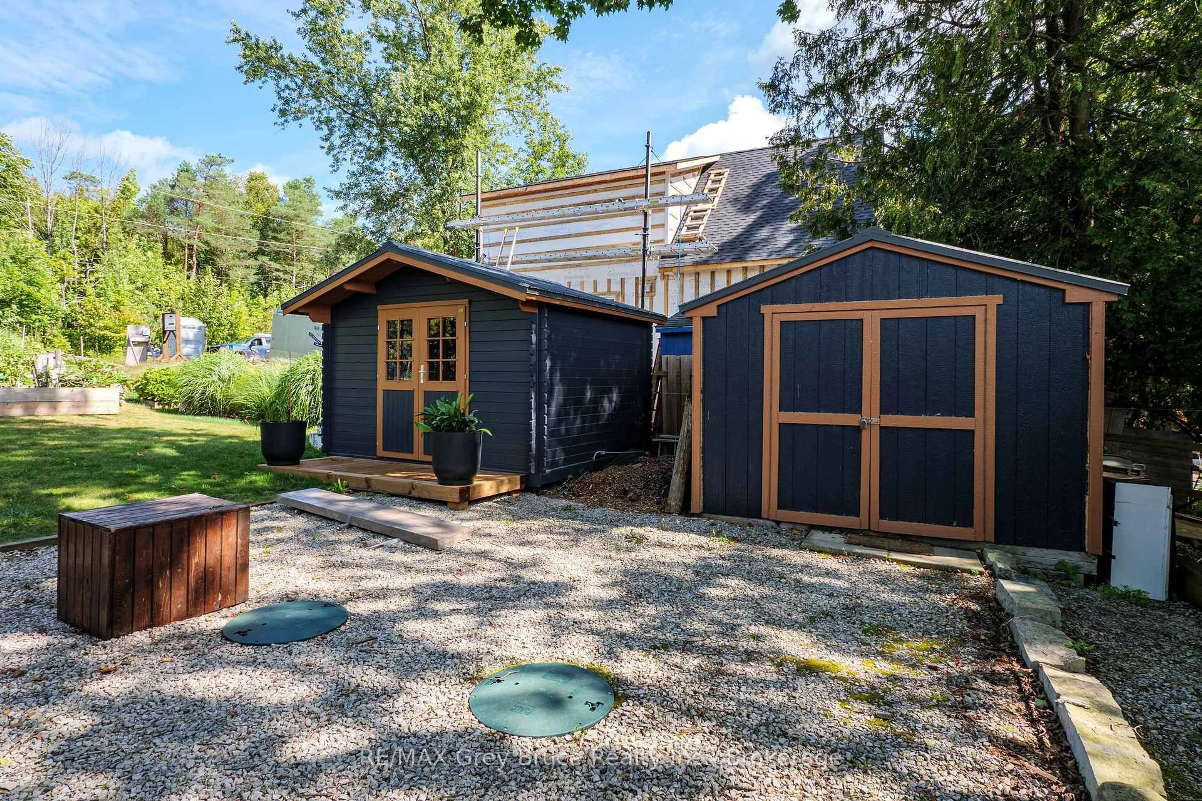 Shed for 38 Maple Dr, South Bruce Peninsula Ontario N0H 1A0
