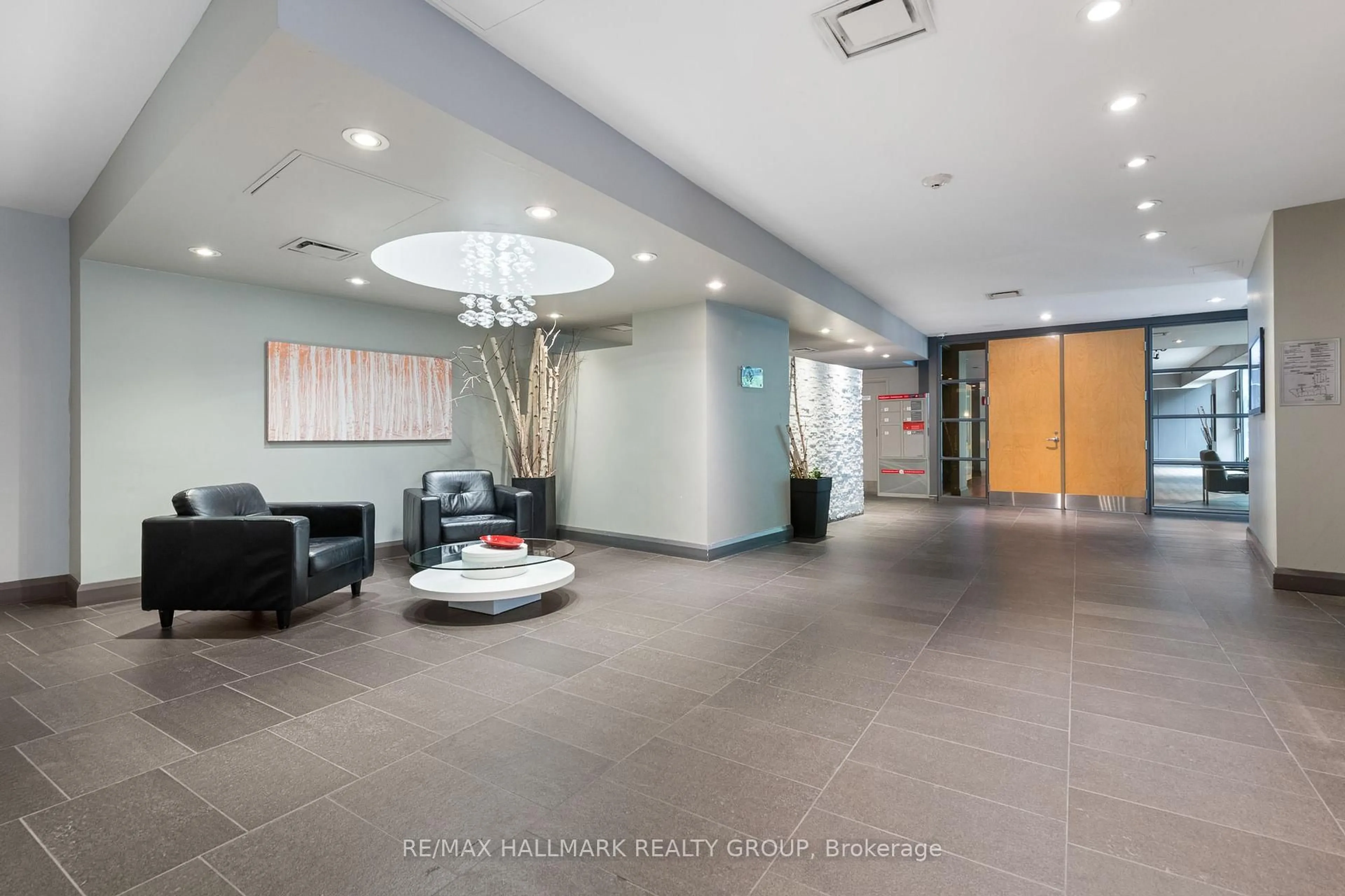 Lobby for 200 Lett St #1103, Ottawa Ontario K1R 0A7