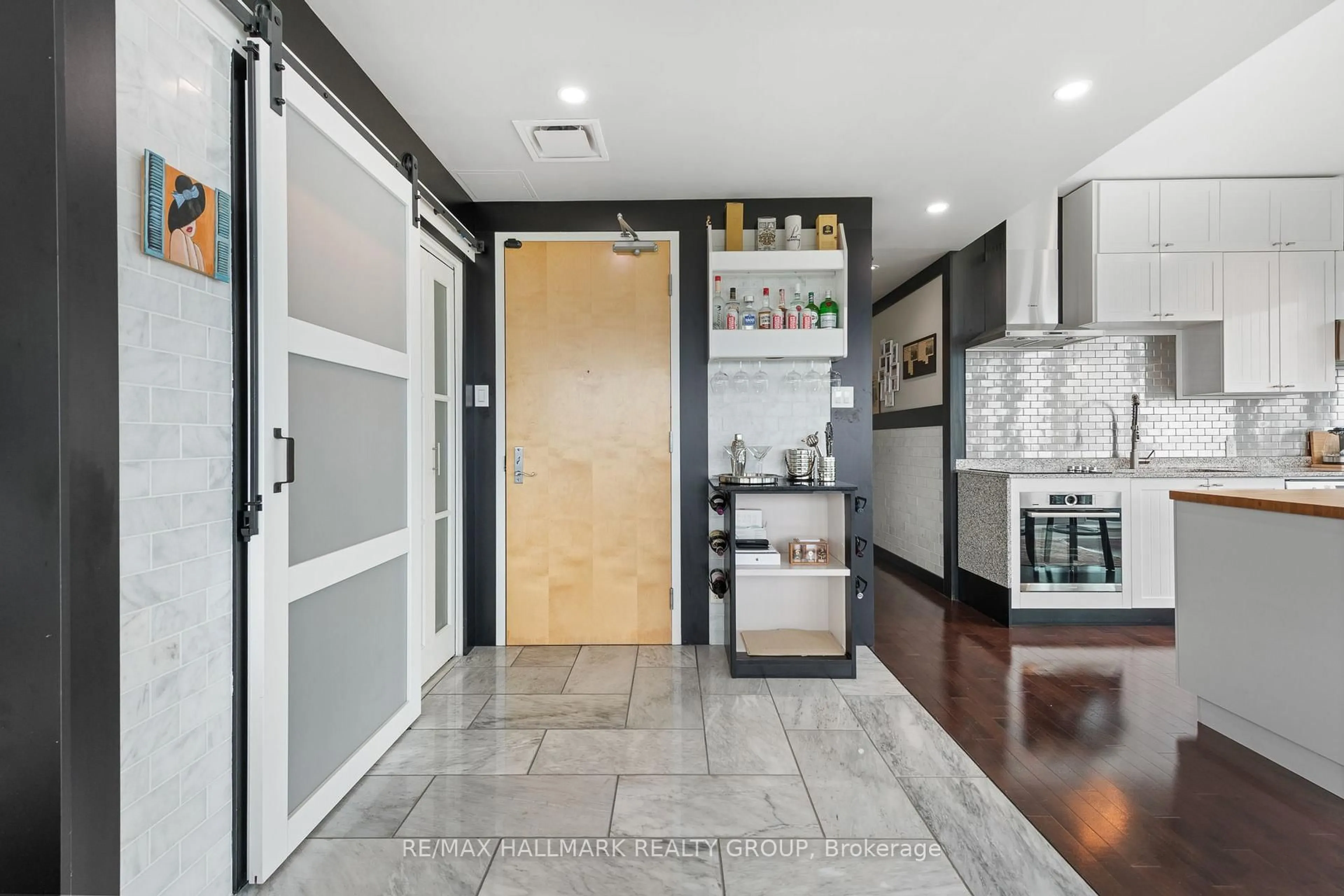 Unknown for 200 Lett St #1103, Ottawa Ontario K1R 0A7