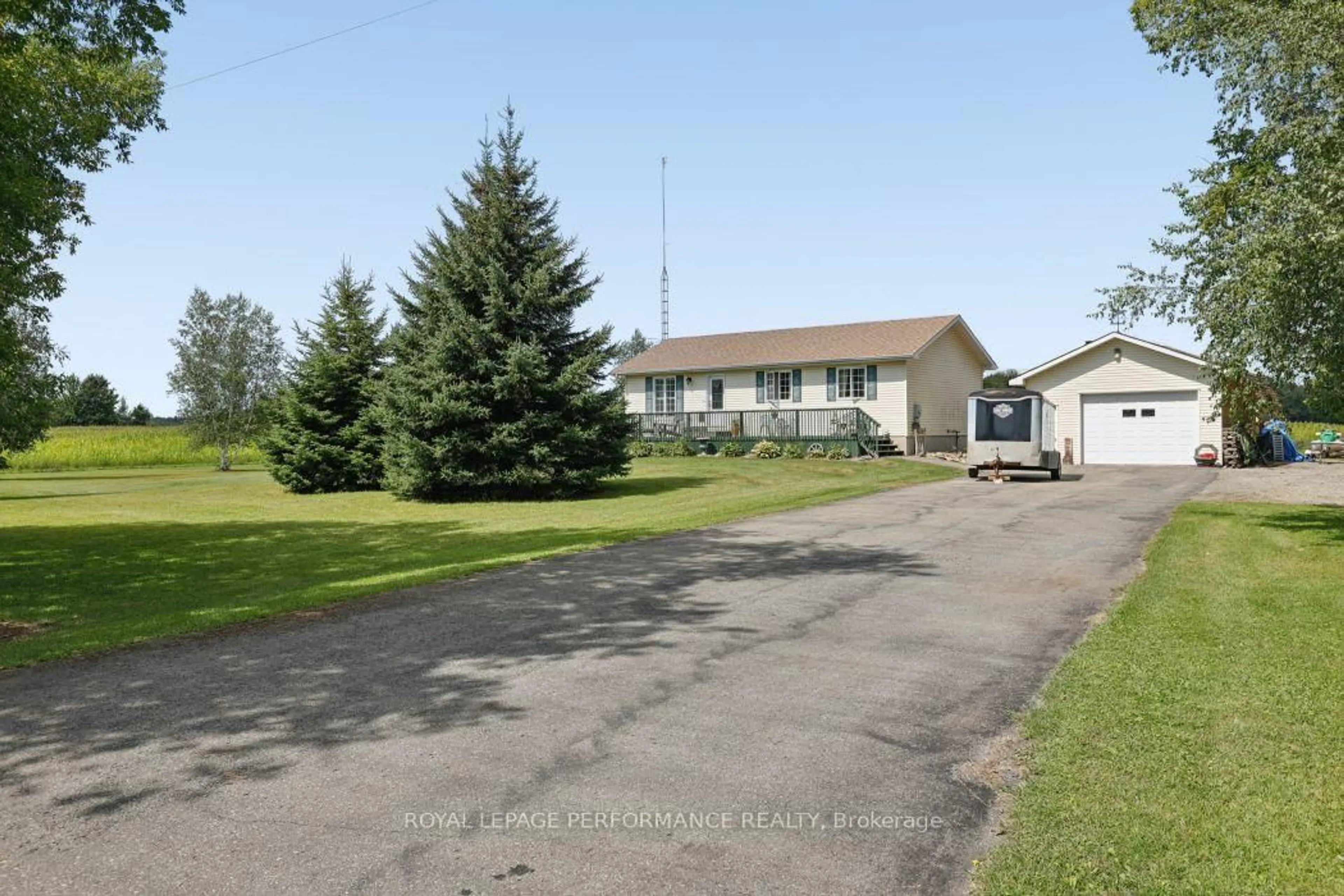 A pic from outside/outdoor area/front of a property/back of a property/a pic from drone, street for 10607 Pleasant Valley Rd, South Dundas Ontario K0E 1W0