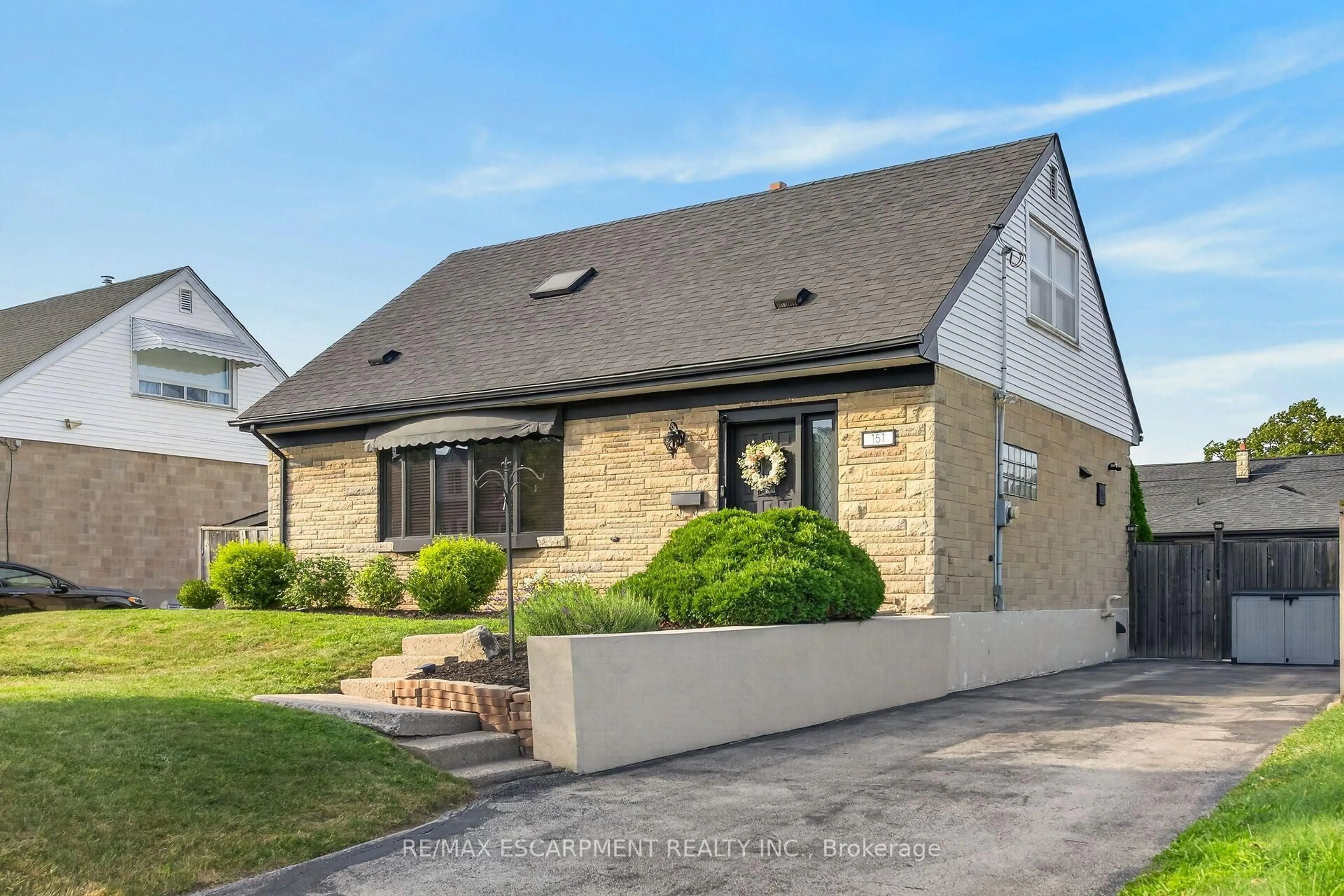 Unknown for 151 Hixon Rd, Hamilton Ontario L8K 2C3