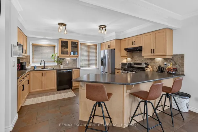 151 Hixon Rd, Hamilton 5