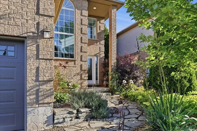 180 Ridgewood Cres, St. Marys 4