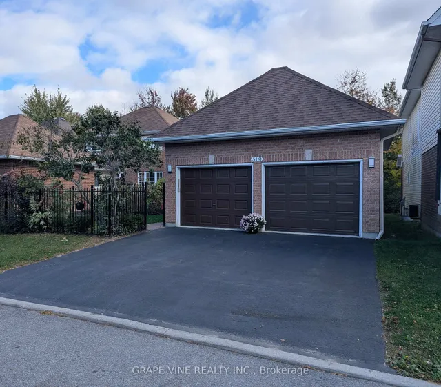 319 Parkin Circ, Ottawa 3