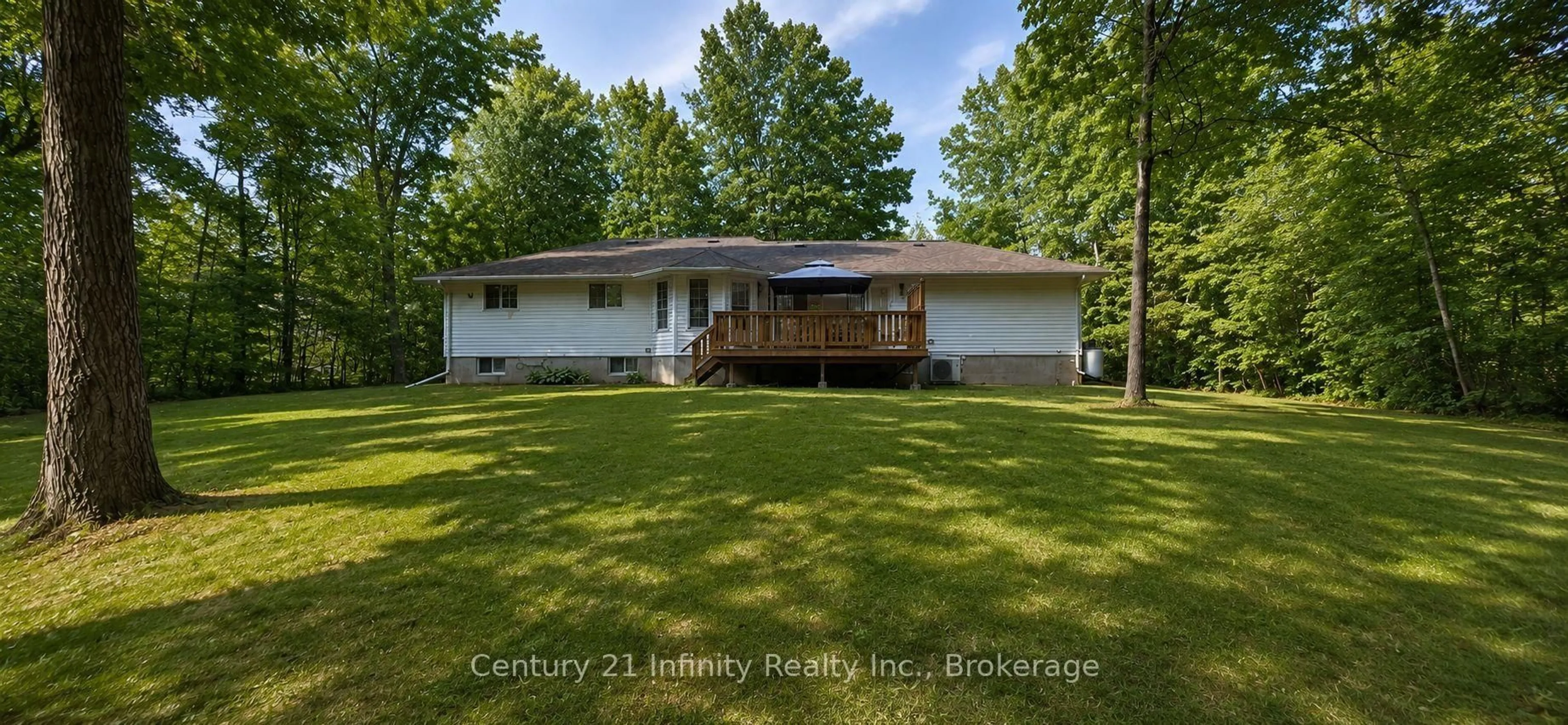 A pic from outside/outdoor area/front of a property/back of a property/a pic from drone, unknown for 37 Riverside Dr, Trent Hills Ontario K0L 1L0