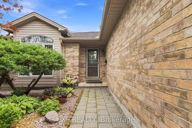 144 Stephen Moore Dr, Middlesex Centre 2