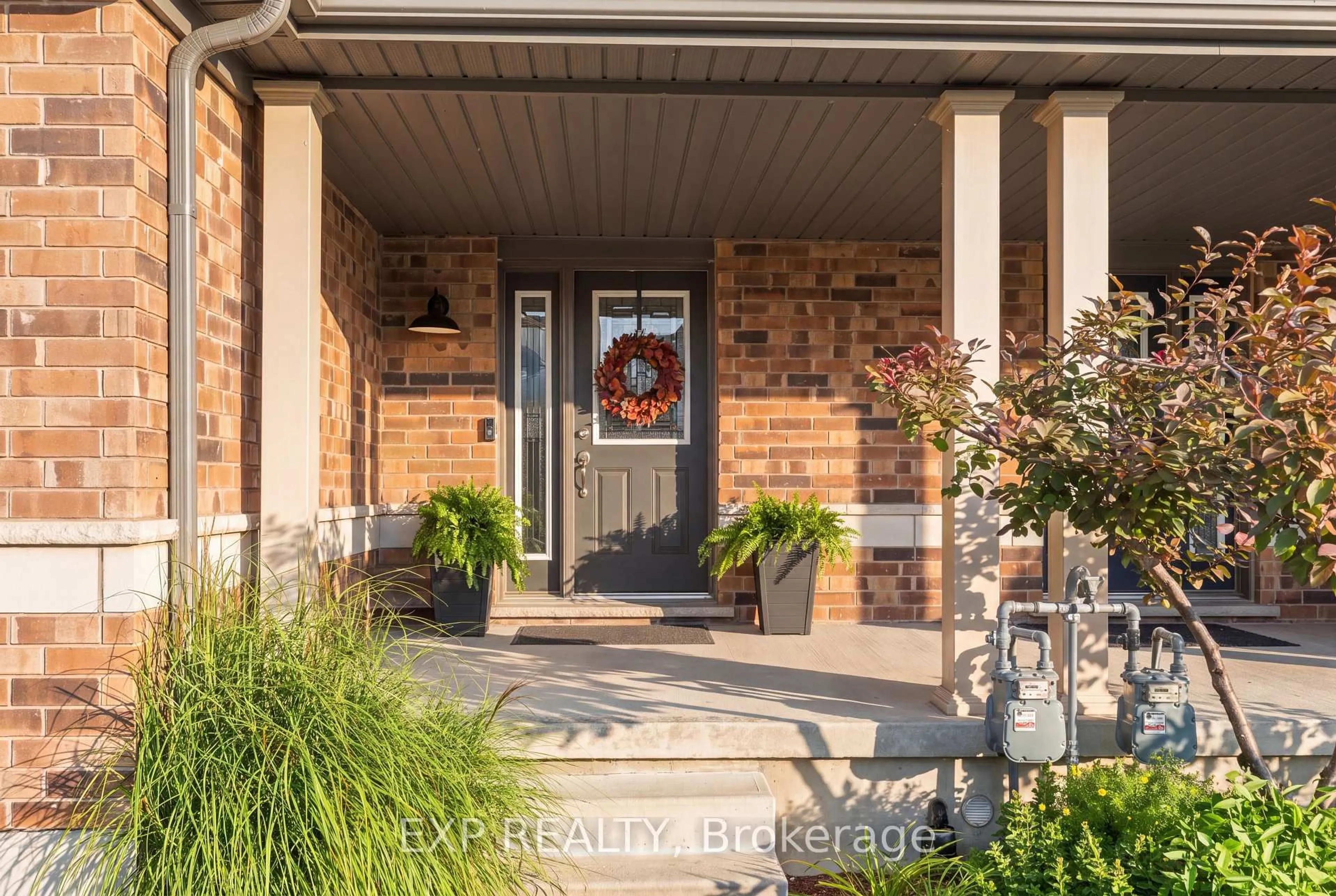 Indoor entryway for 187 Eden Oak Tr, Kitchener Ontario N2A 0H6
