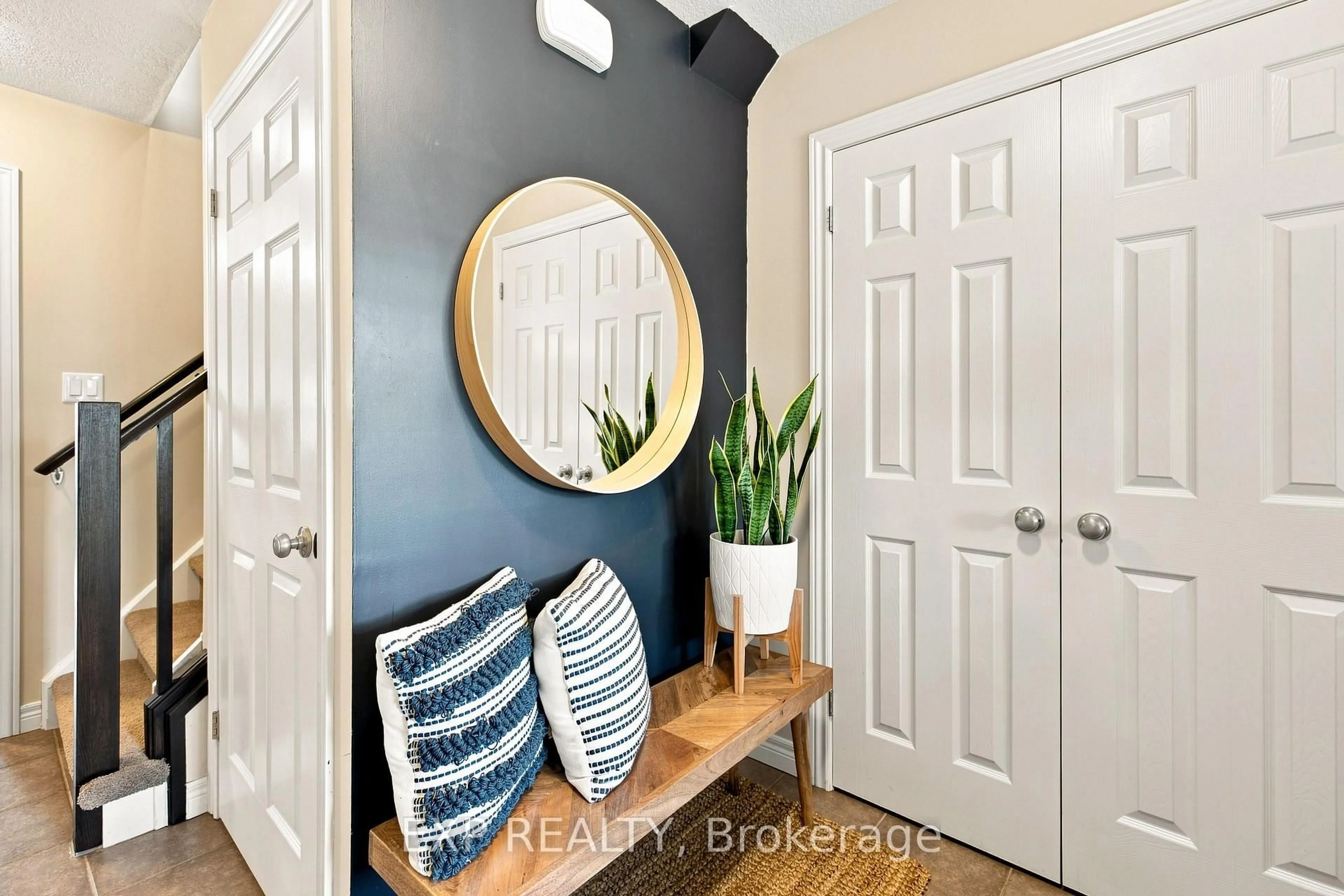 Indoor entryway for 187 Eden Oak Tr, Kitchener Ontario N2A 0H6