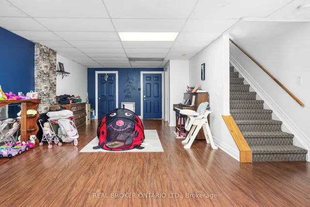 296 Maude St, Almonte 5