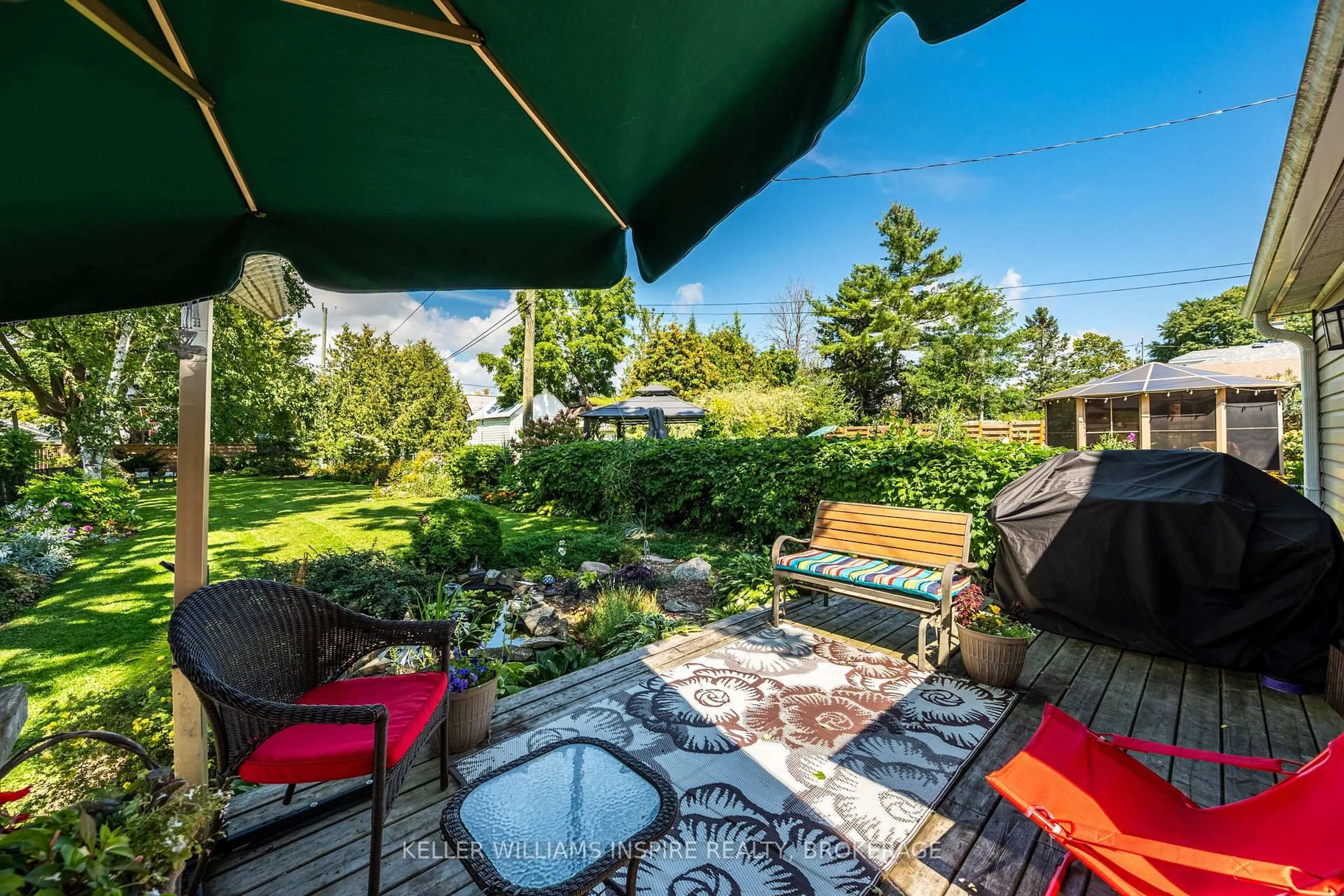 Patio, unknown for 124 John St, Gananoque Ontario K7G 1A5
