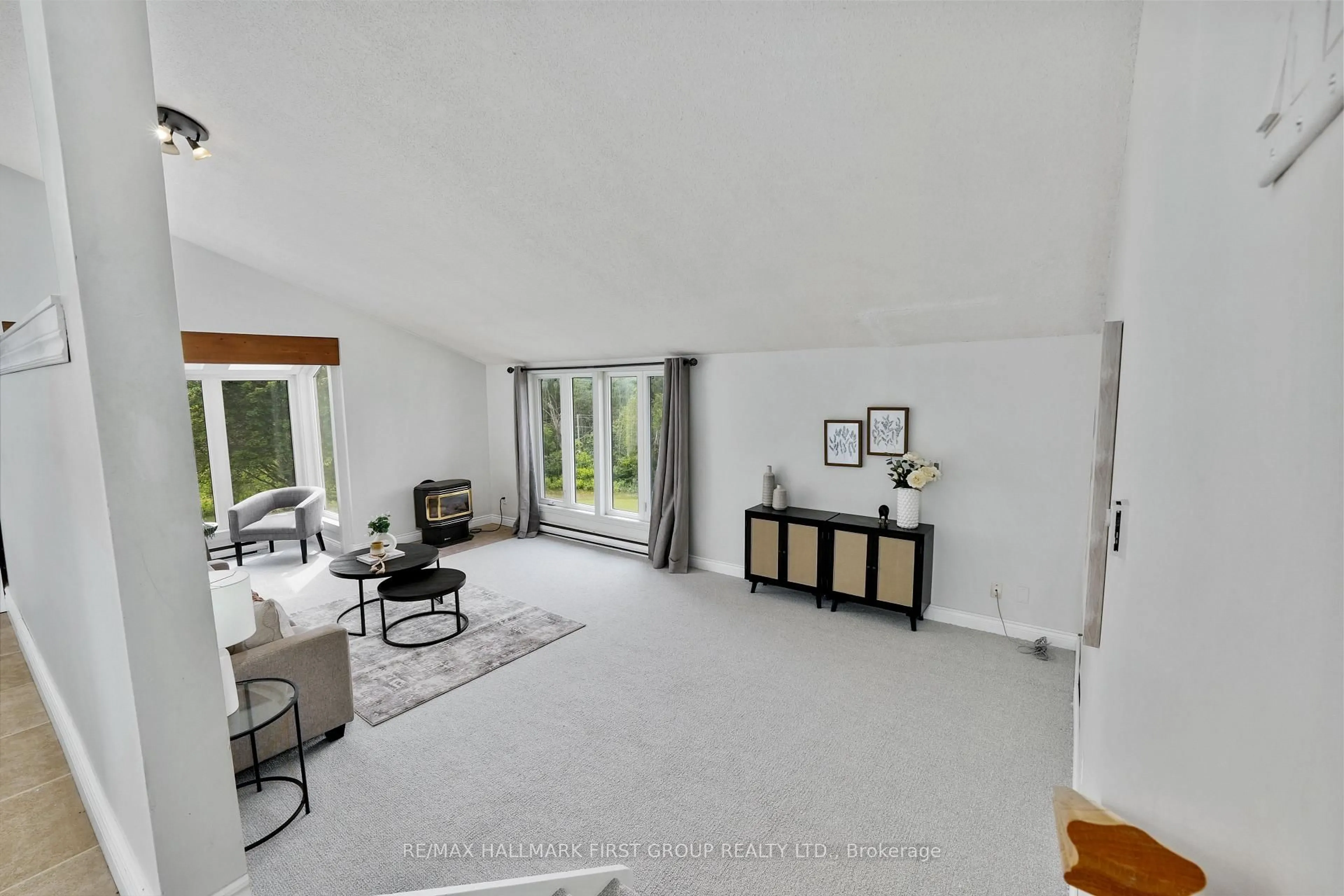 Living room with furniture, unknown for 110 Davis Rd, Alnwick/Haldimand Ontario K0K 2X0