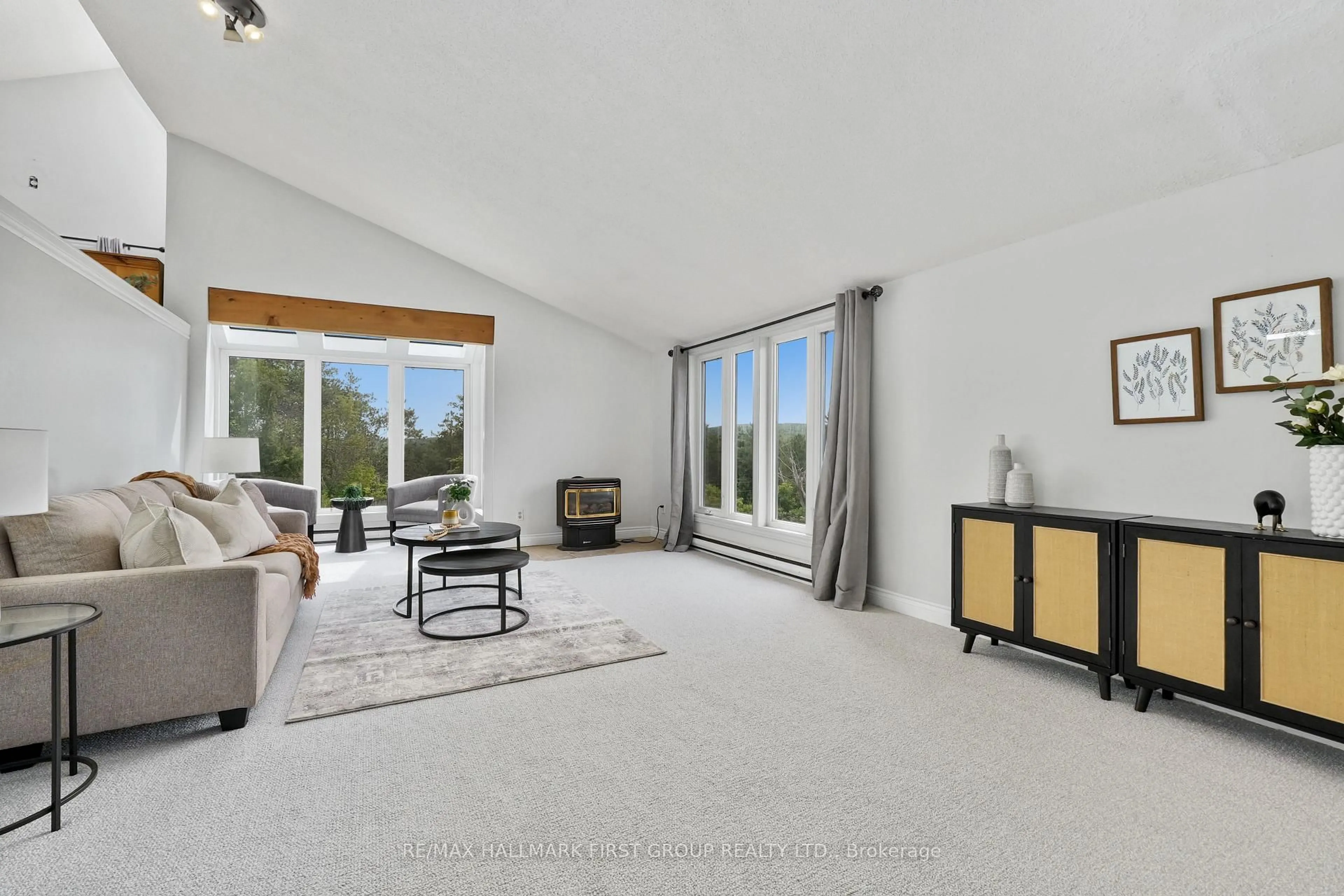 Living room with furniture, unknown for 110 Davis Rd, Alnwick/Haldimand Ontario K0K 2X0